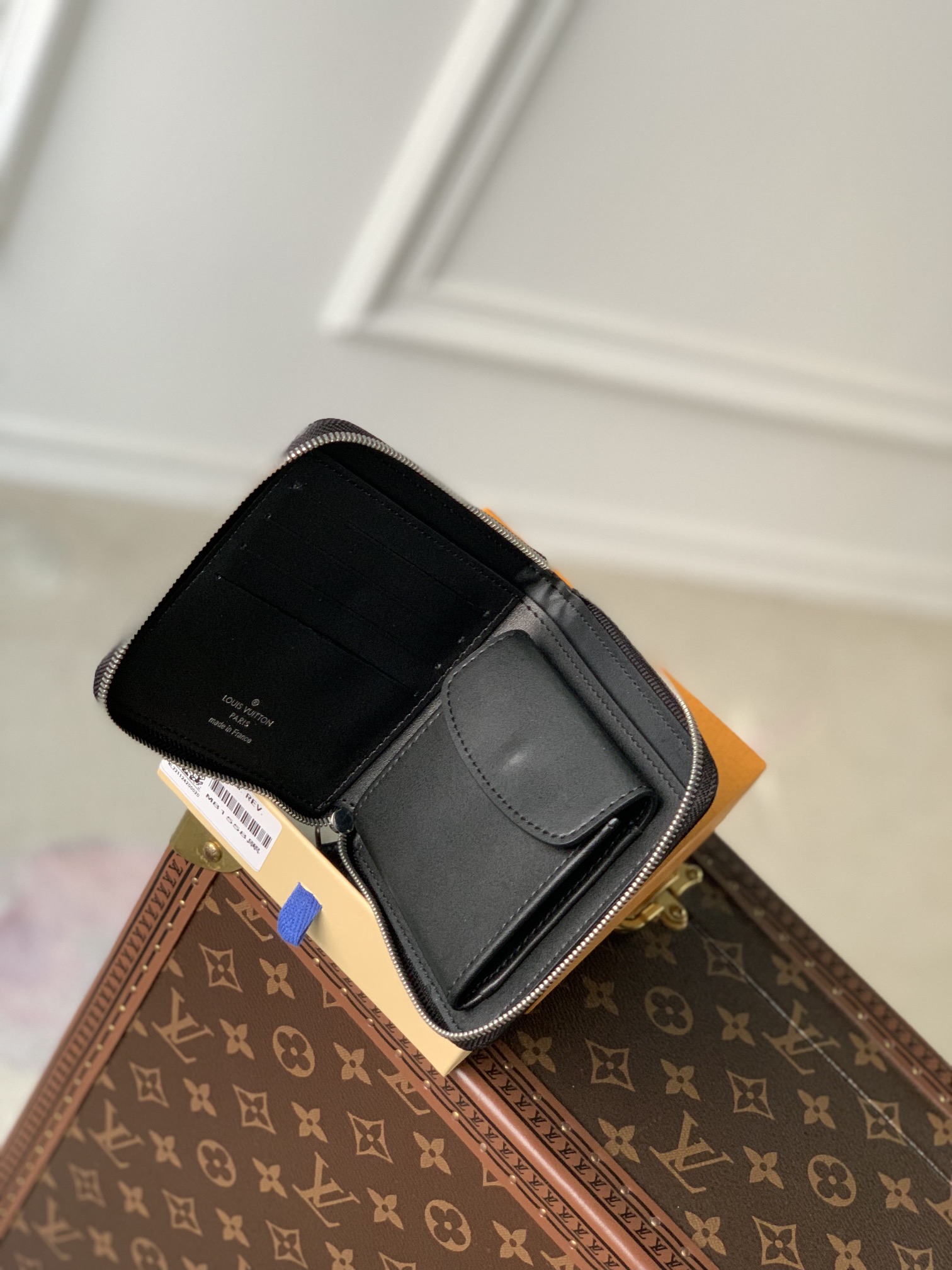 Louis Vuitton Wallet-M81558-11.5 x 10.5 x 2CM