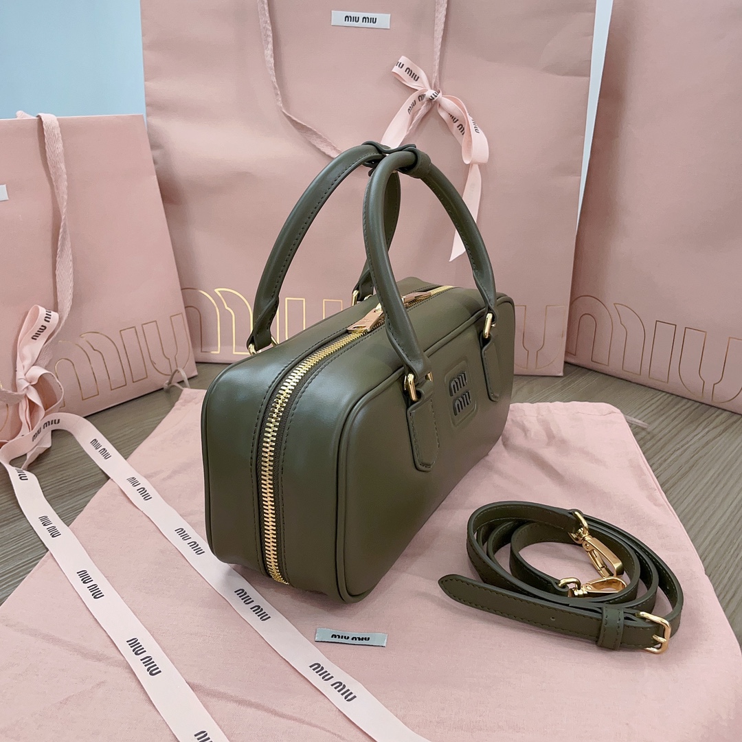 MiuMiu Bowling Bag-27X12X9CM