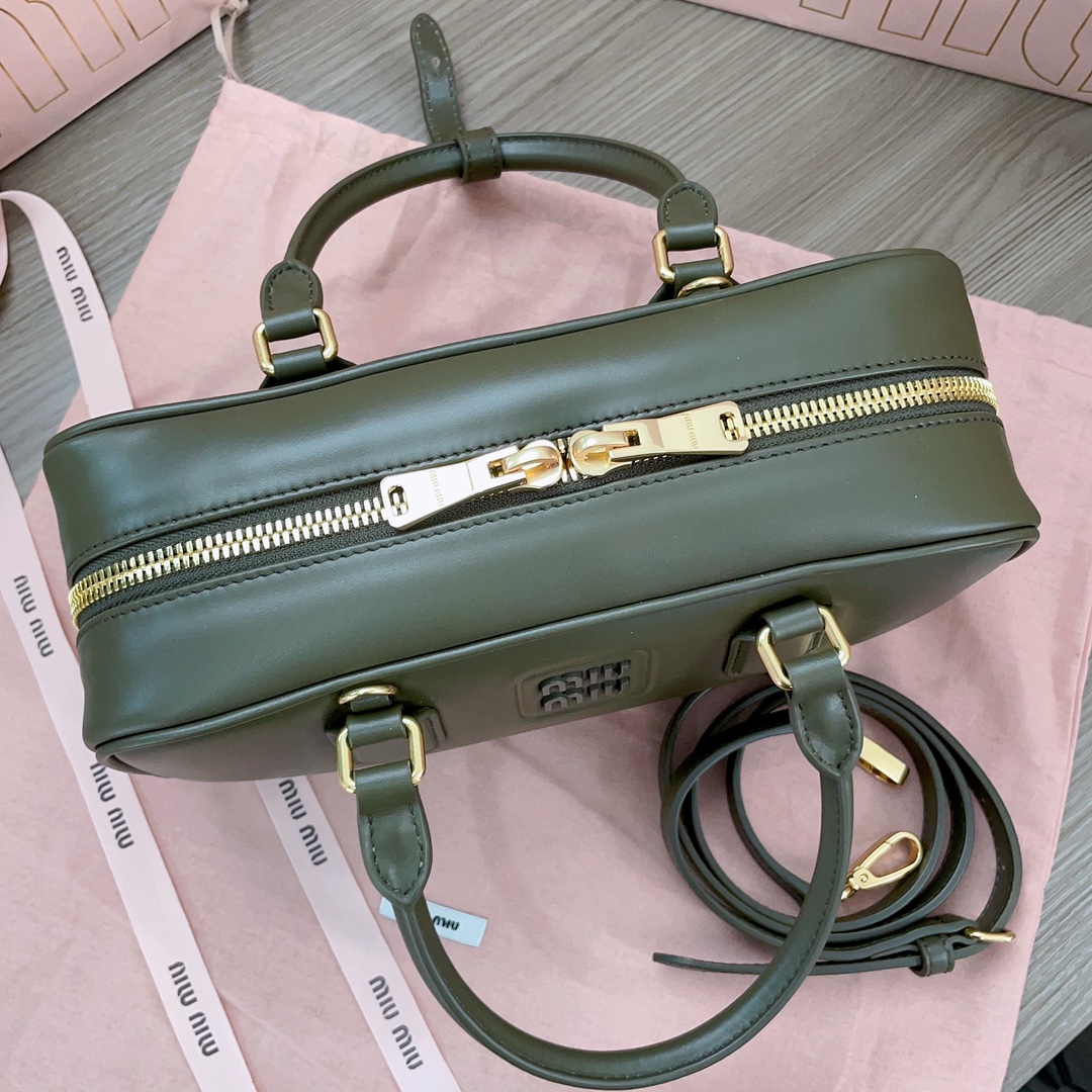 MiuMiu Bowling Bag-27X12X9CM