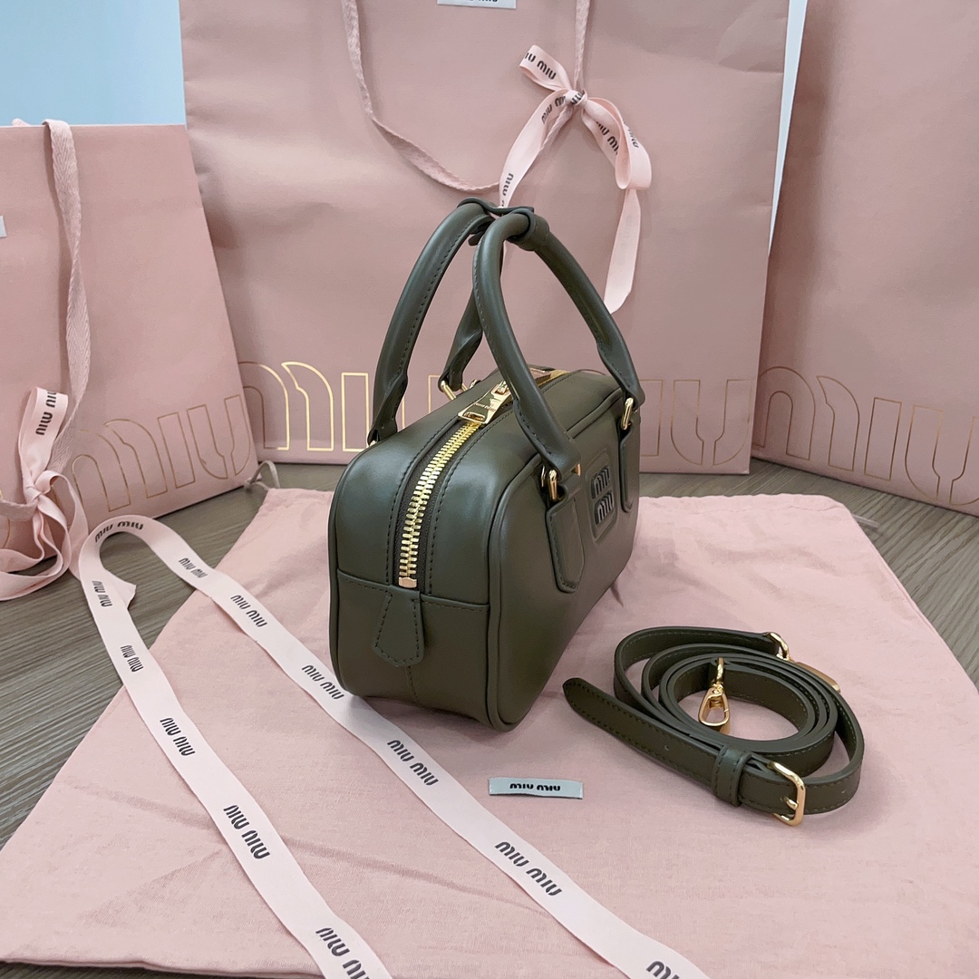 MiuMiu Bowling Bag-27X12X9CM