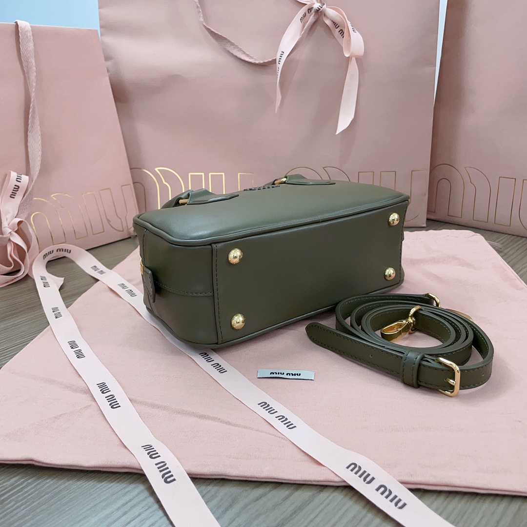 MiuMiu Bowling Bag-27X12X9CM