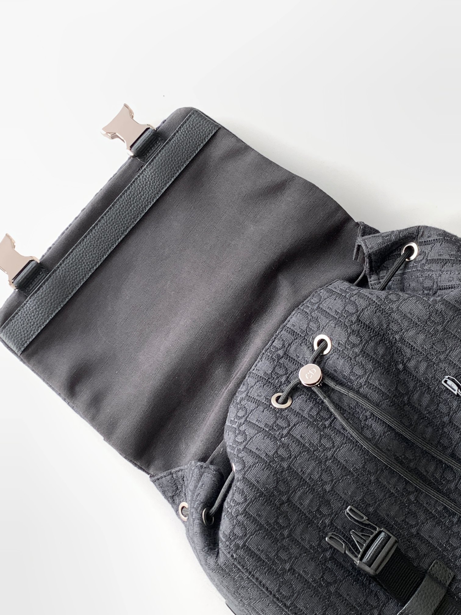Diro Explorer Backpack-31 x 42.5 x 14.5 CM