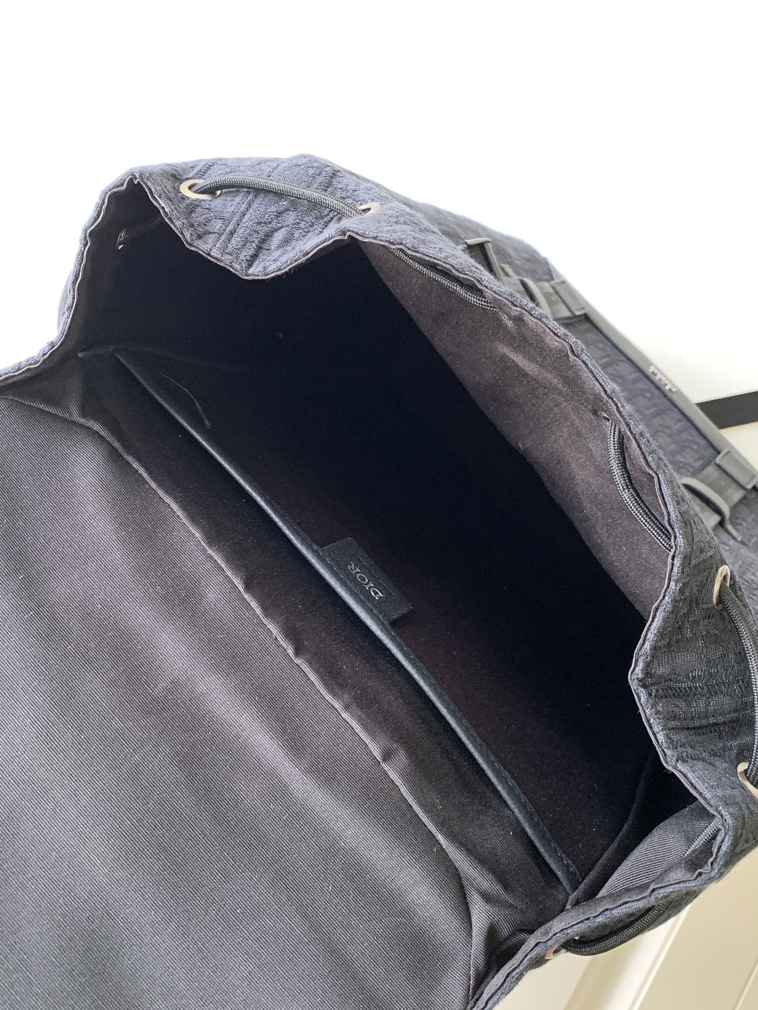 Diro Explorer Backpack-31 x 42.5 x 14.5 CM