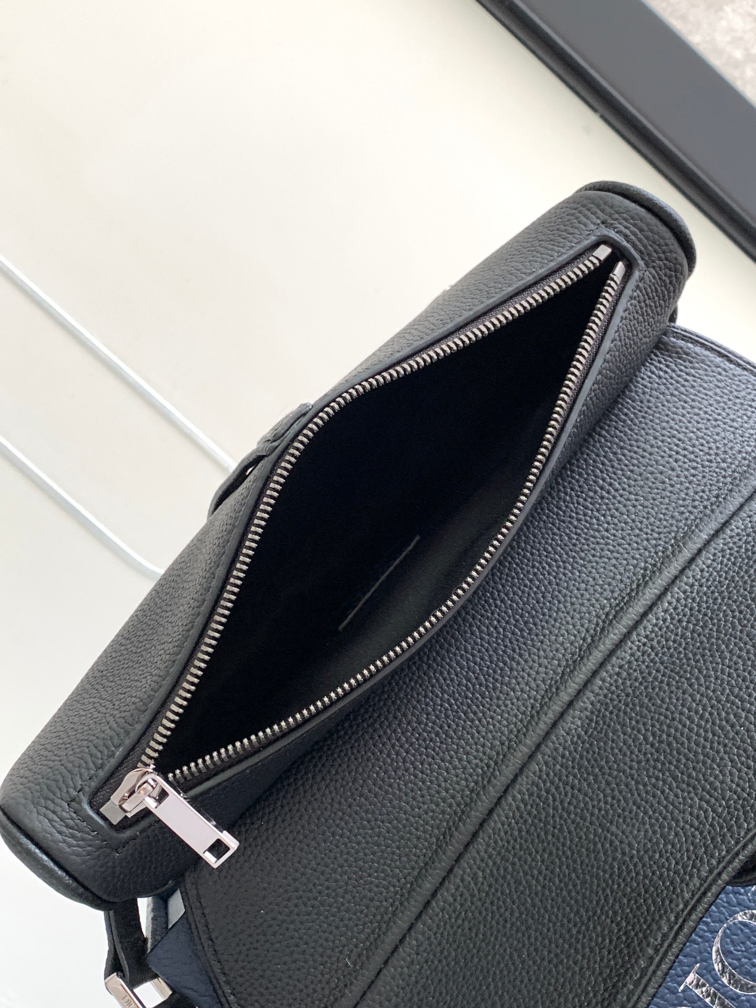 Diro&BY ERL Saddle Bag-26 x 19 x 4.5CM Diro&BY ERL Saddle Bag-26 x 19 x 4.5CM