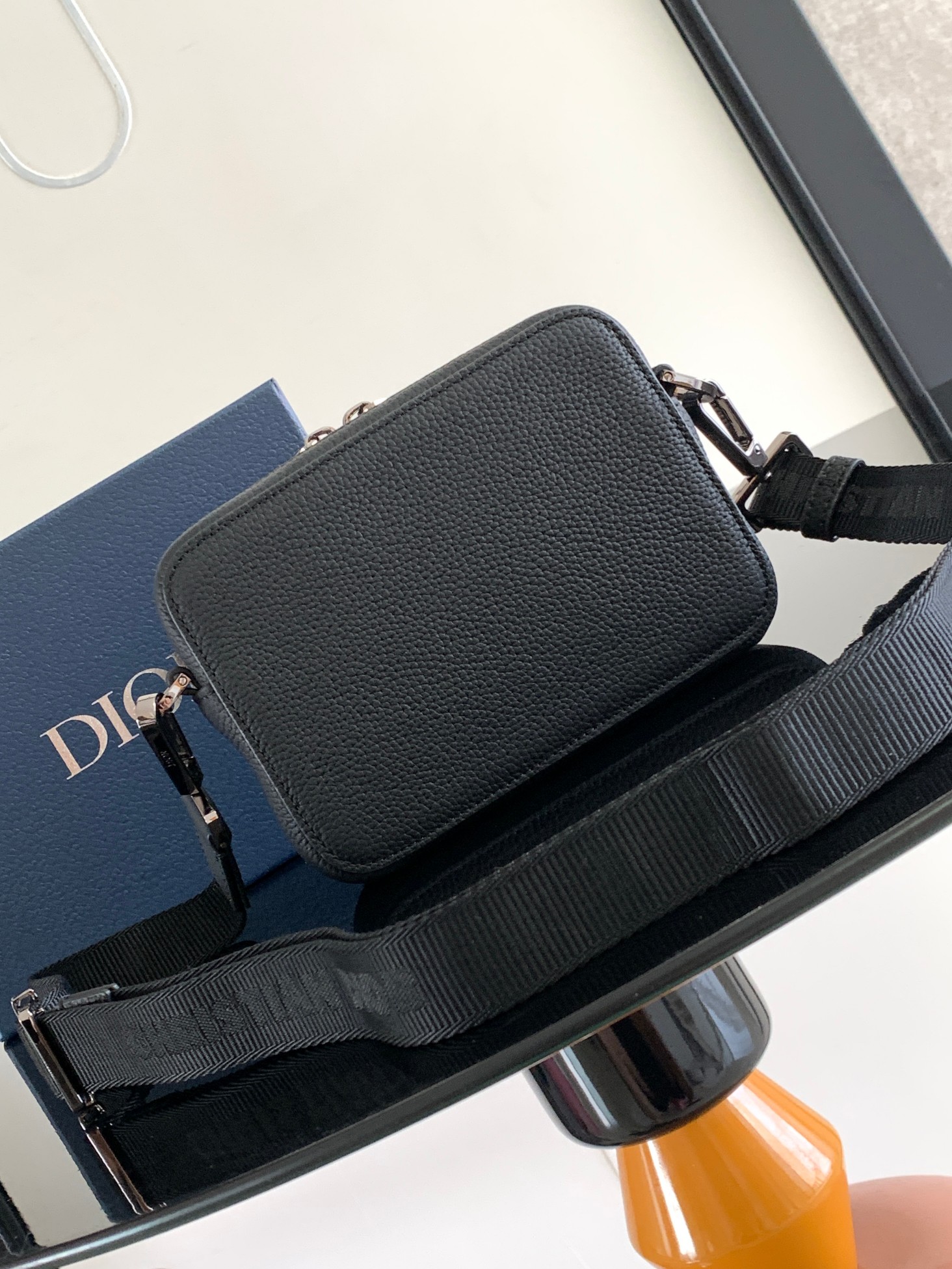 Diro&BY ERL Crossbody Bag-17 x 12.5 x 5CM