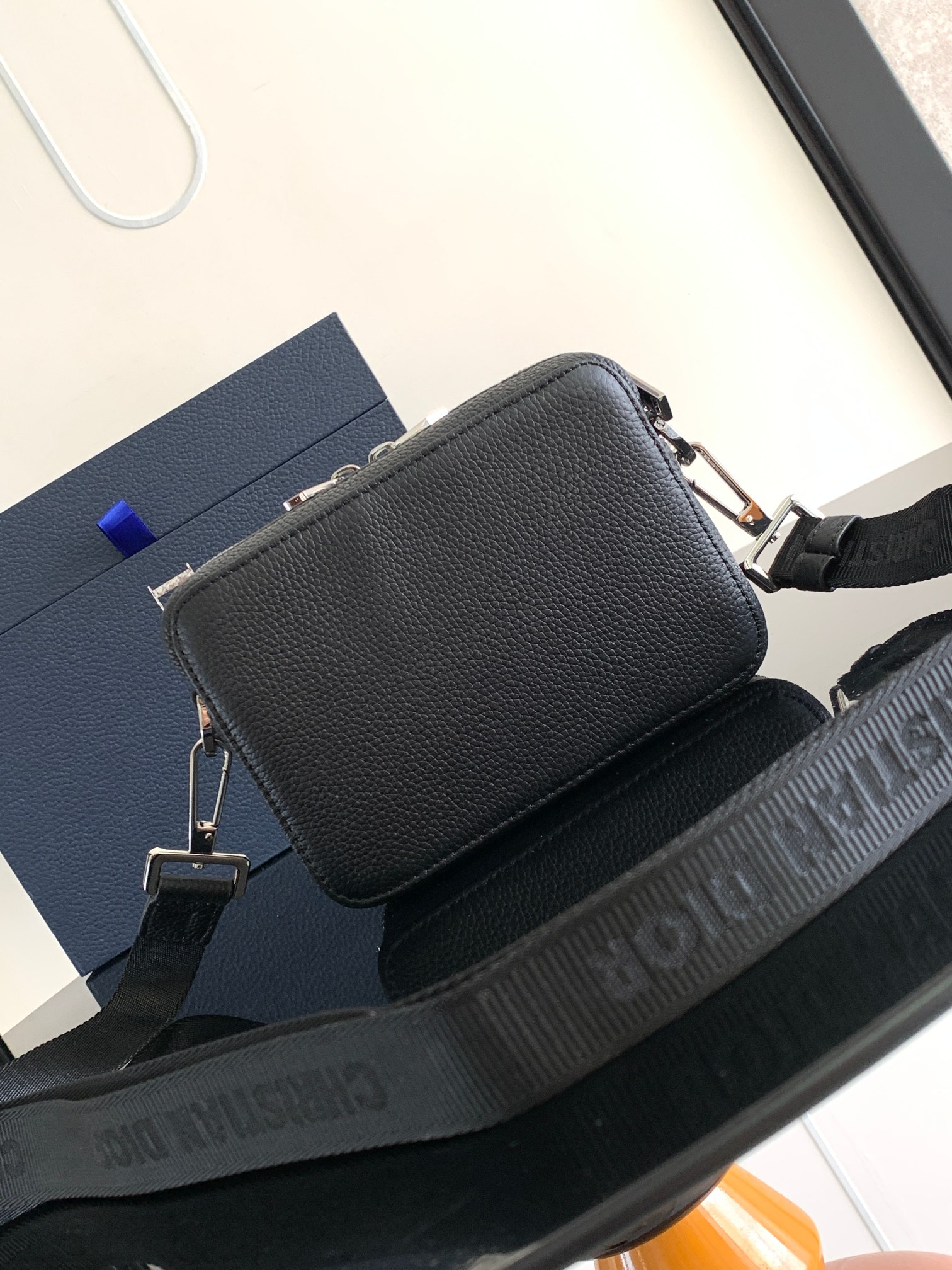 Diro Crossbody Bag-17 x 12.5 x 7CM