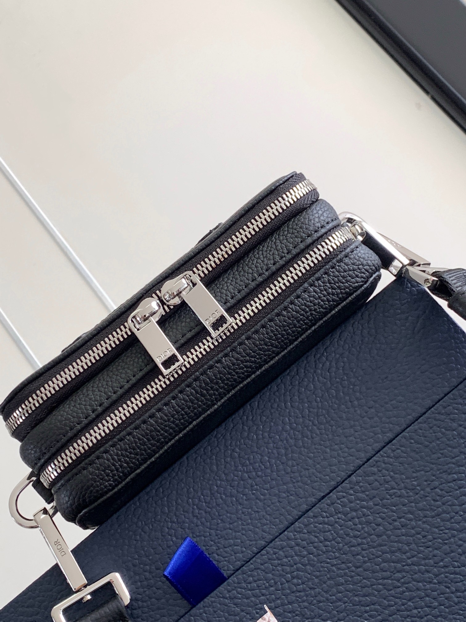 Diro Crossbody Bag-17 x 12.5 x 7CM