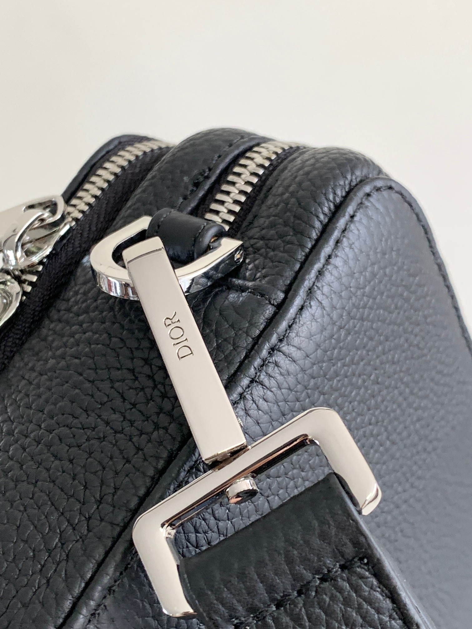 Diro Crossbody Bag-17 x 12.5 x 7CM