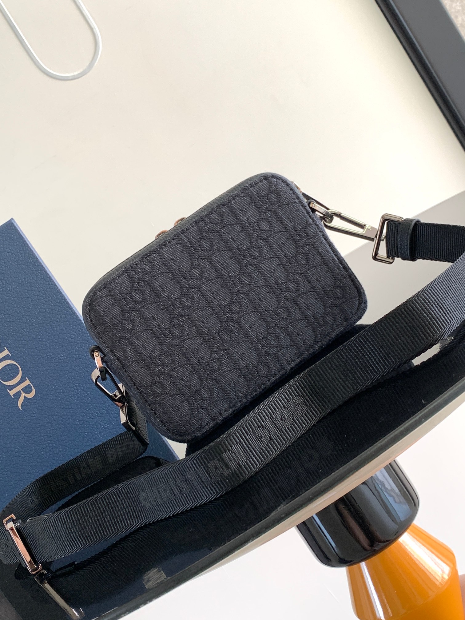 Diro Essentials Bag-17*12.5CM