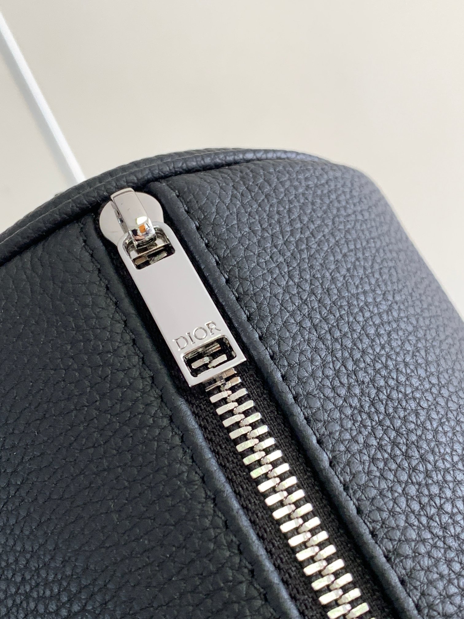 Diro Oblique Barrel Crossbody Bag-21.3×12.5×12.5CM