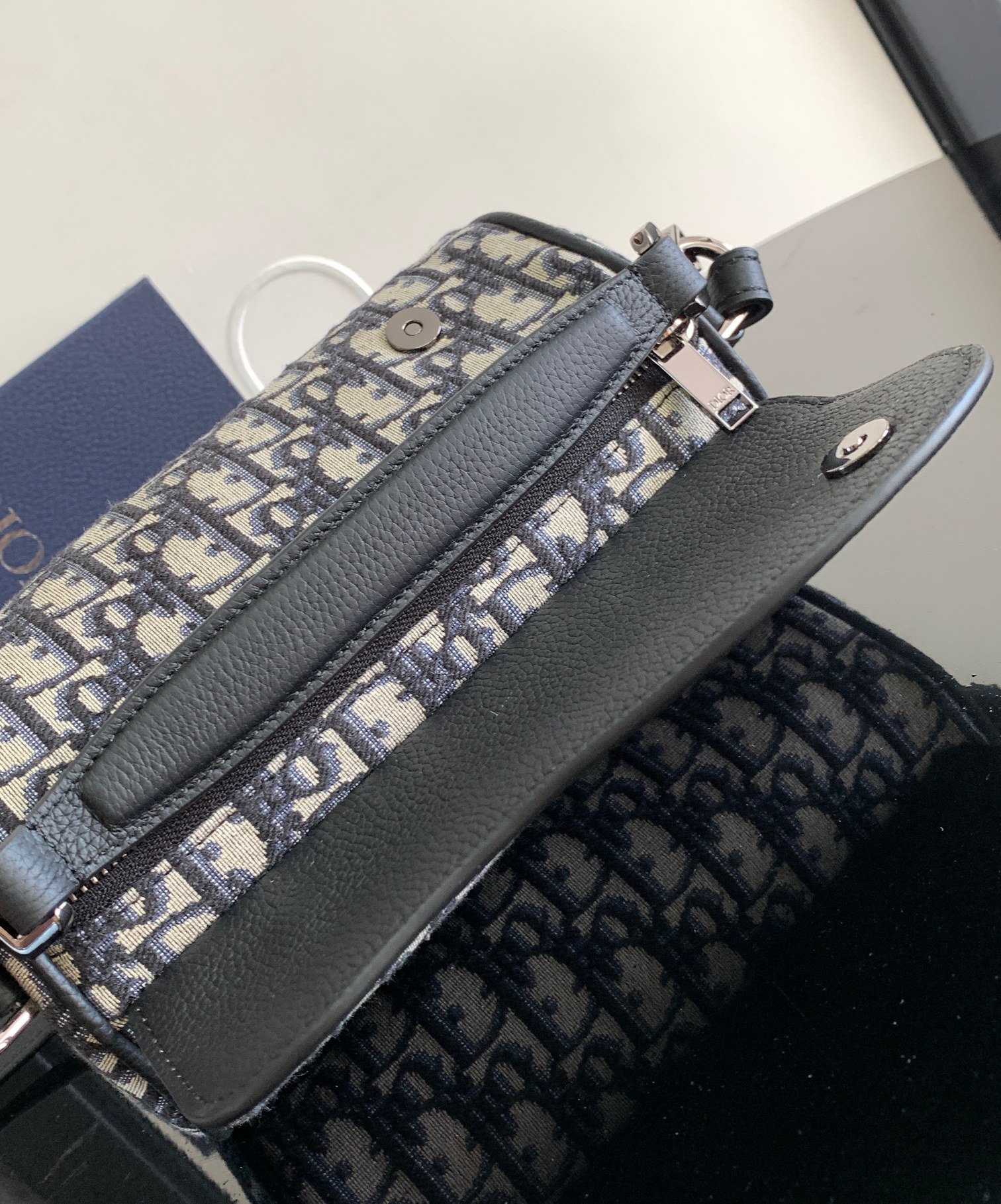 Diro Oblique Roller Barrel Crossbody Bag-21 x 12.5 x 12.5CM