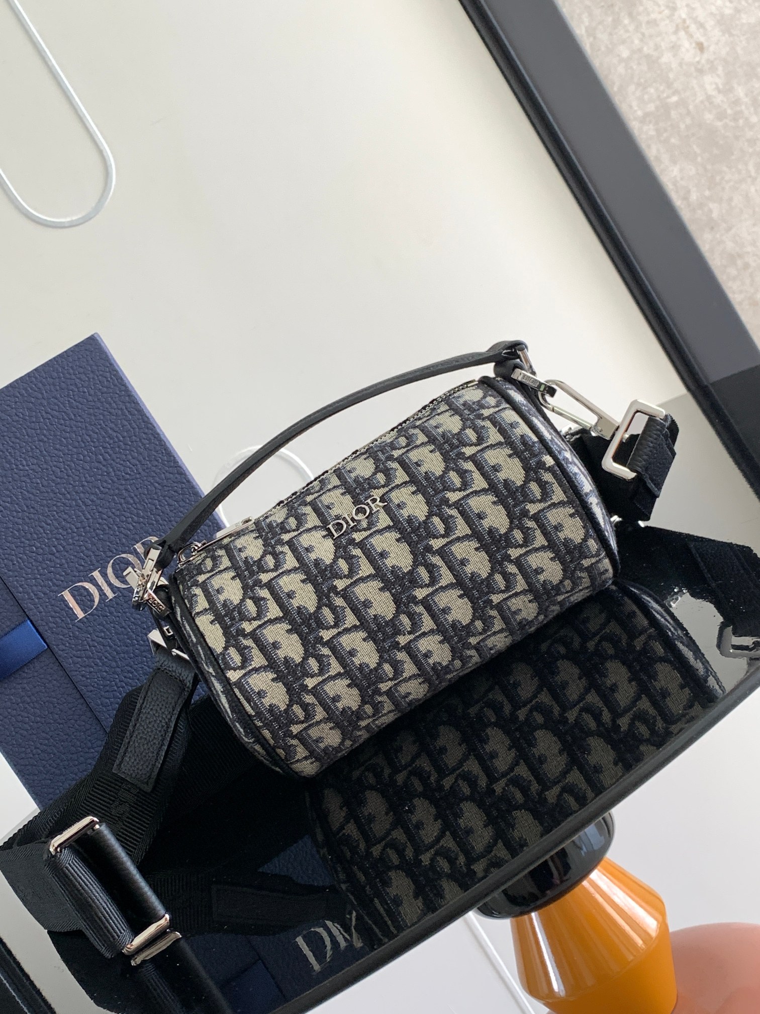 Diro Oblique Roller Barrel Crossbody Bag-17*11.5*11.5CM