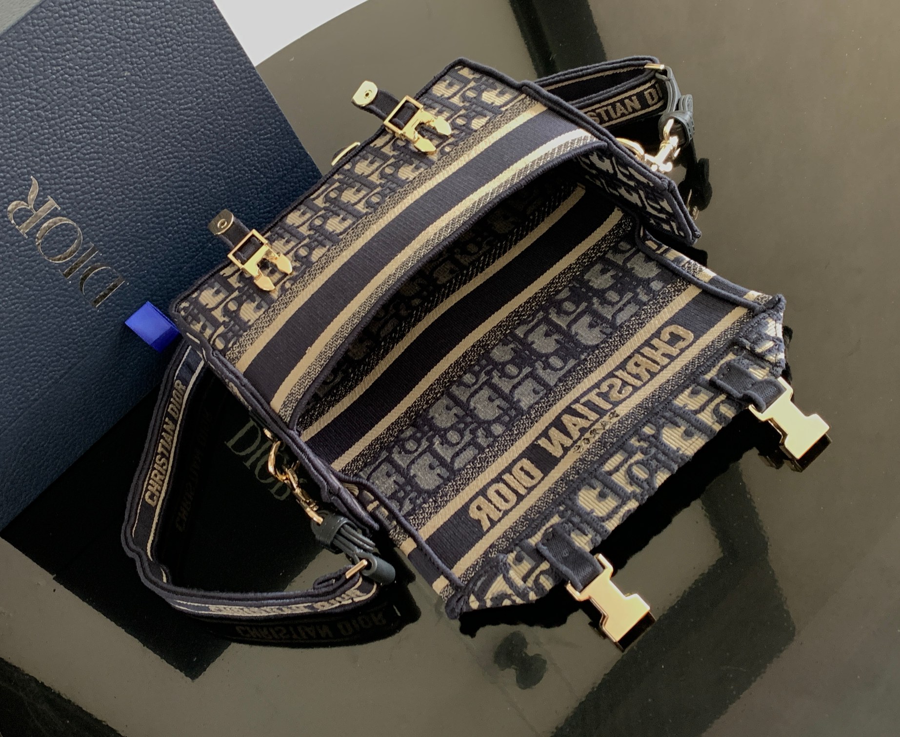 Diro Oblique Messenger Bag-23×15×8CM