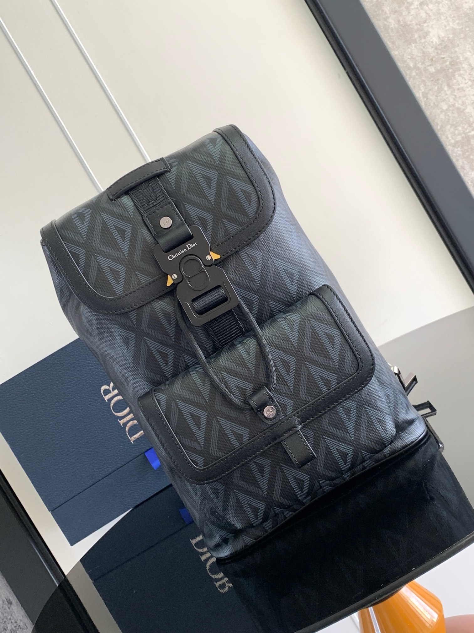 Diro Hit The Road Backpack-23 x 32 x 12CM