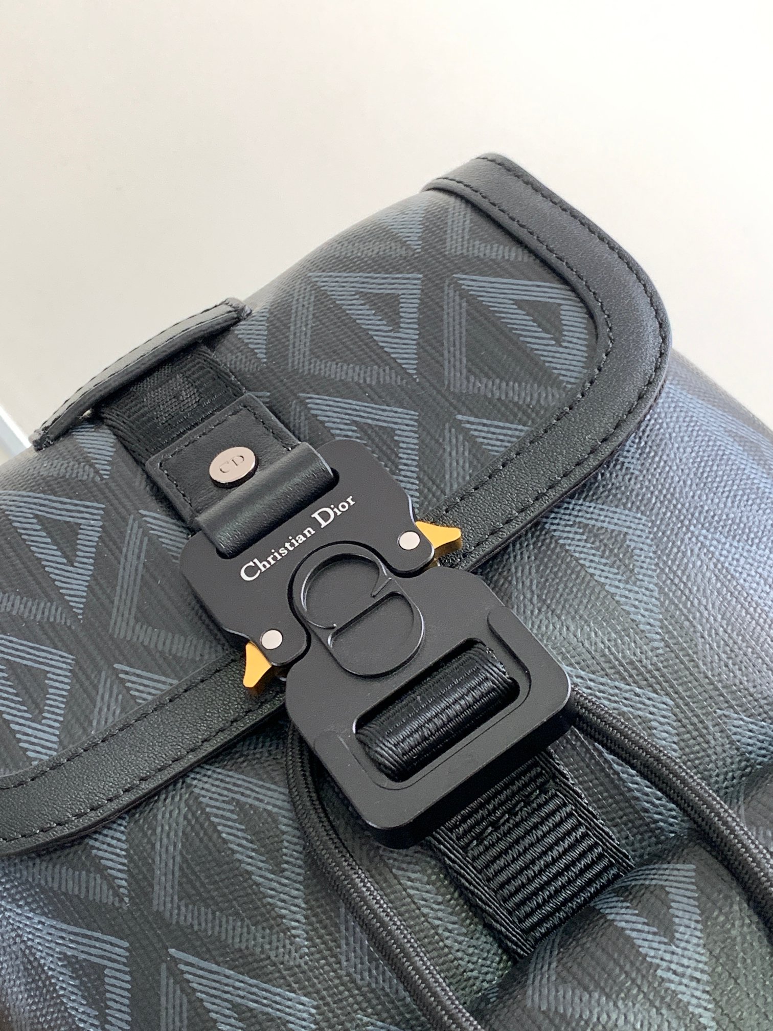 Diro Hit The Road Backpack-23 x 32 x 12CM