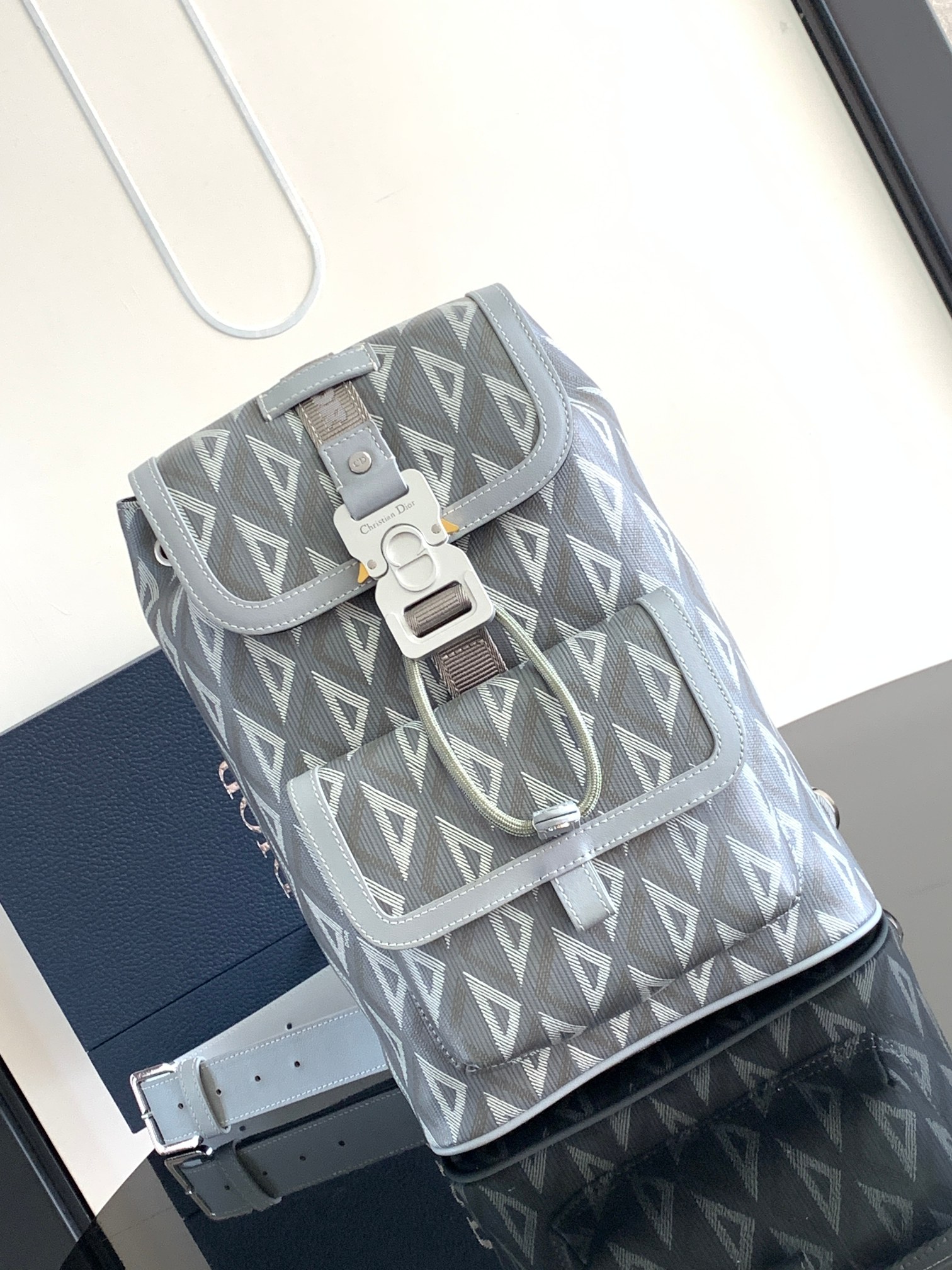 Diro Hit The Road Backpack-23 x 32 x 12CM