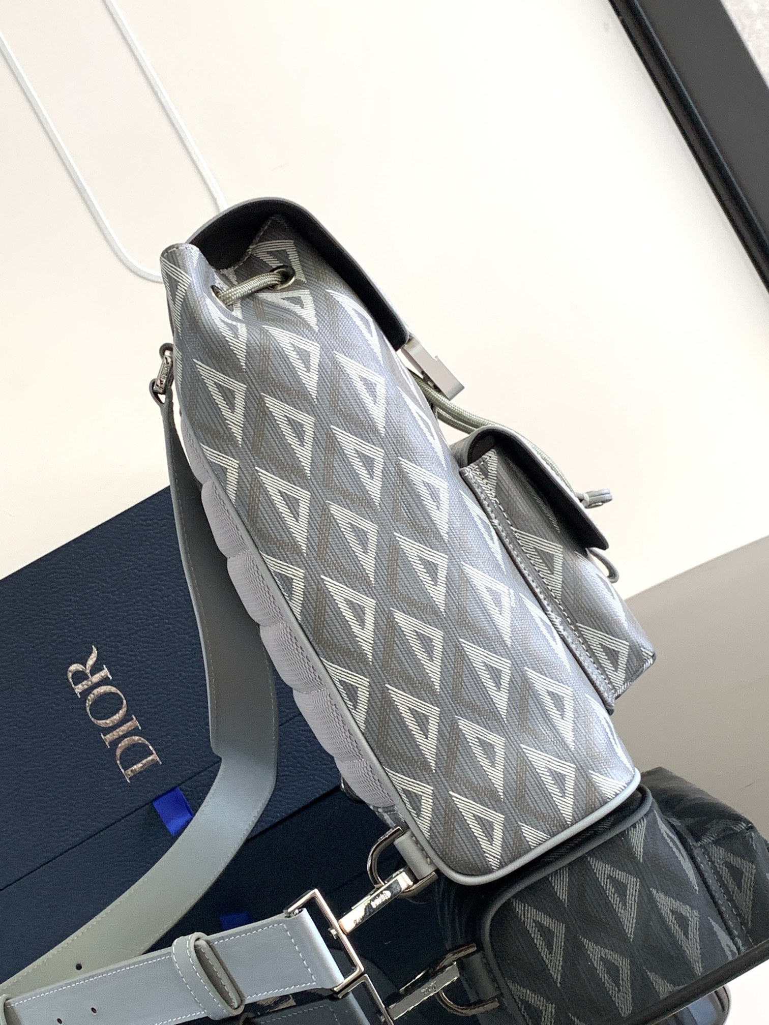 Diro Hit The Road Backpack-23 x 32 x 12CM