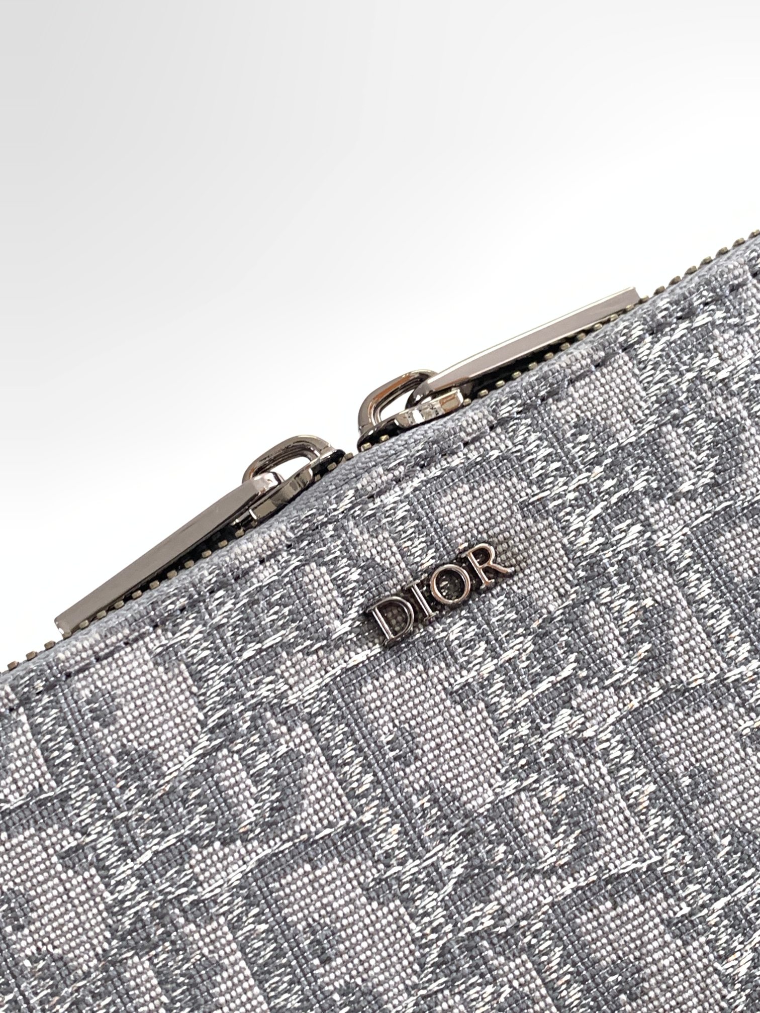 Diro Oblique HandleBag-17 x 12.5 x 55CM