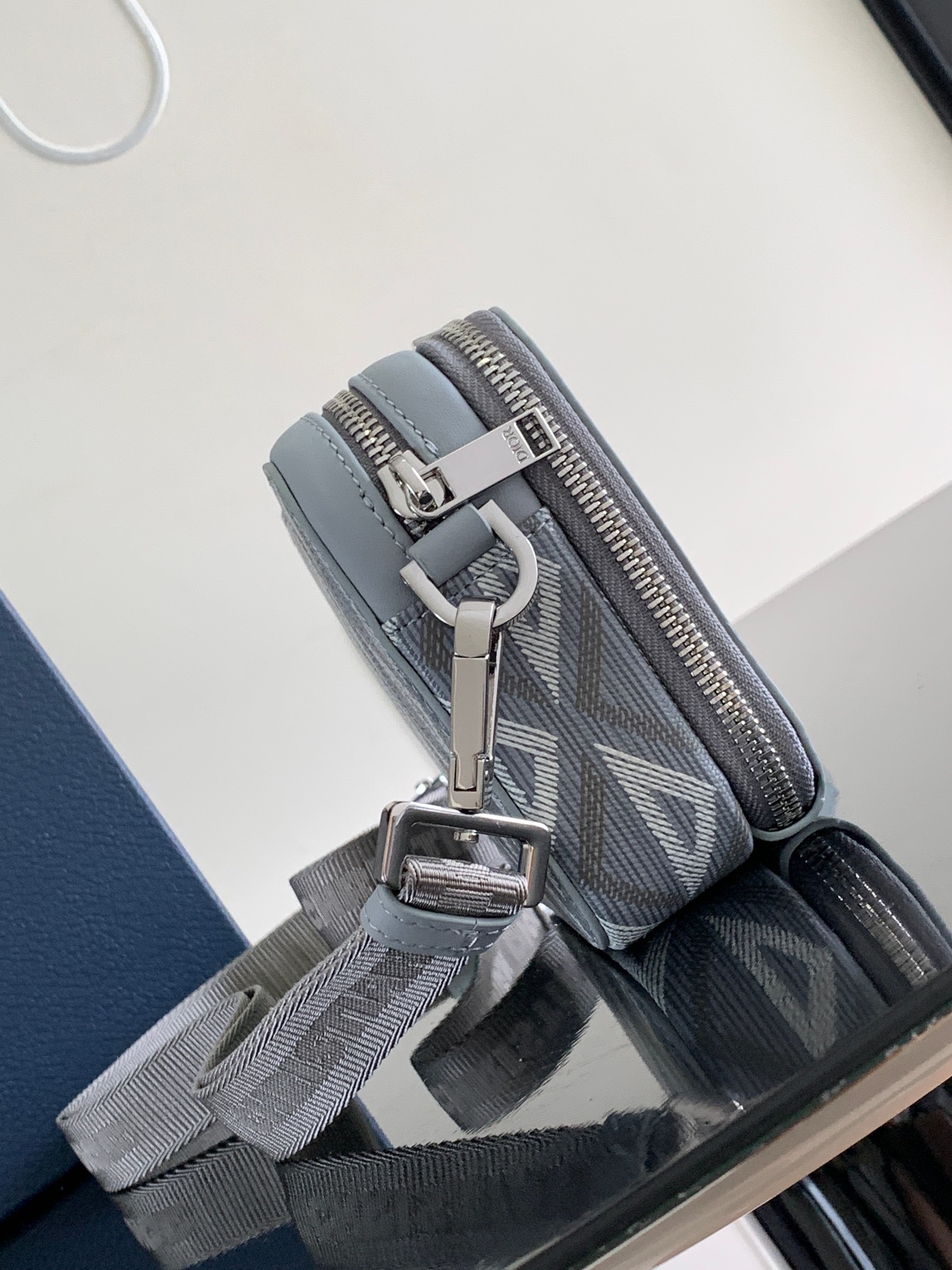 Diro Oblique HandleBag-17 x 12.5 x 55CM