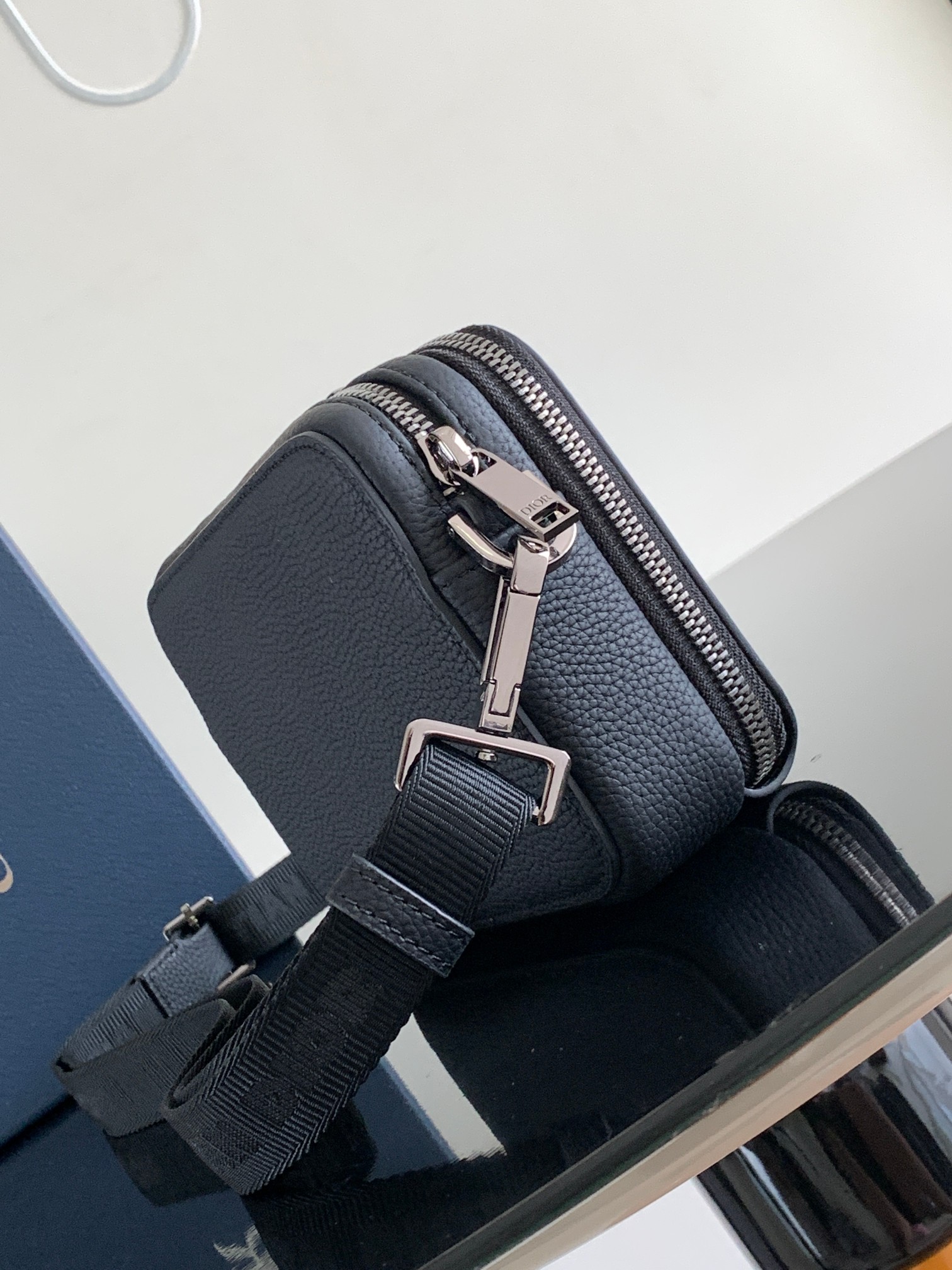 Diro Oblique HandleBag-17 x 12.5 x 55CM