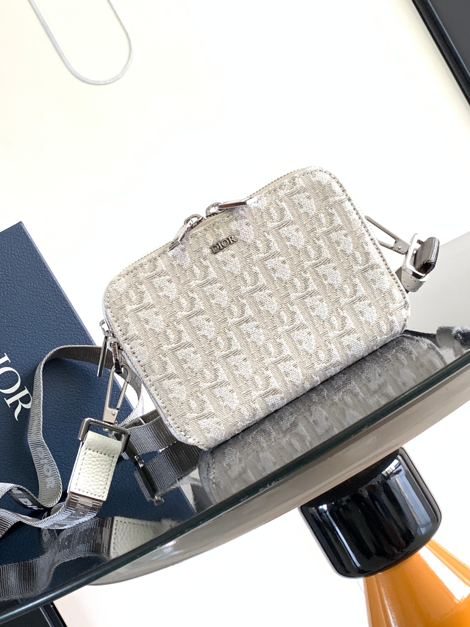 Diro Essentials Bag-17*12.5CM