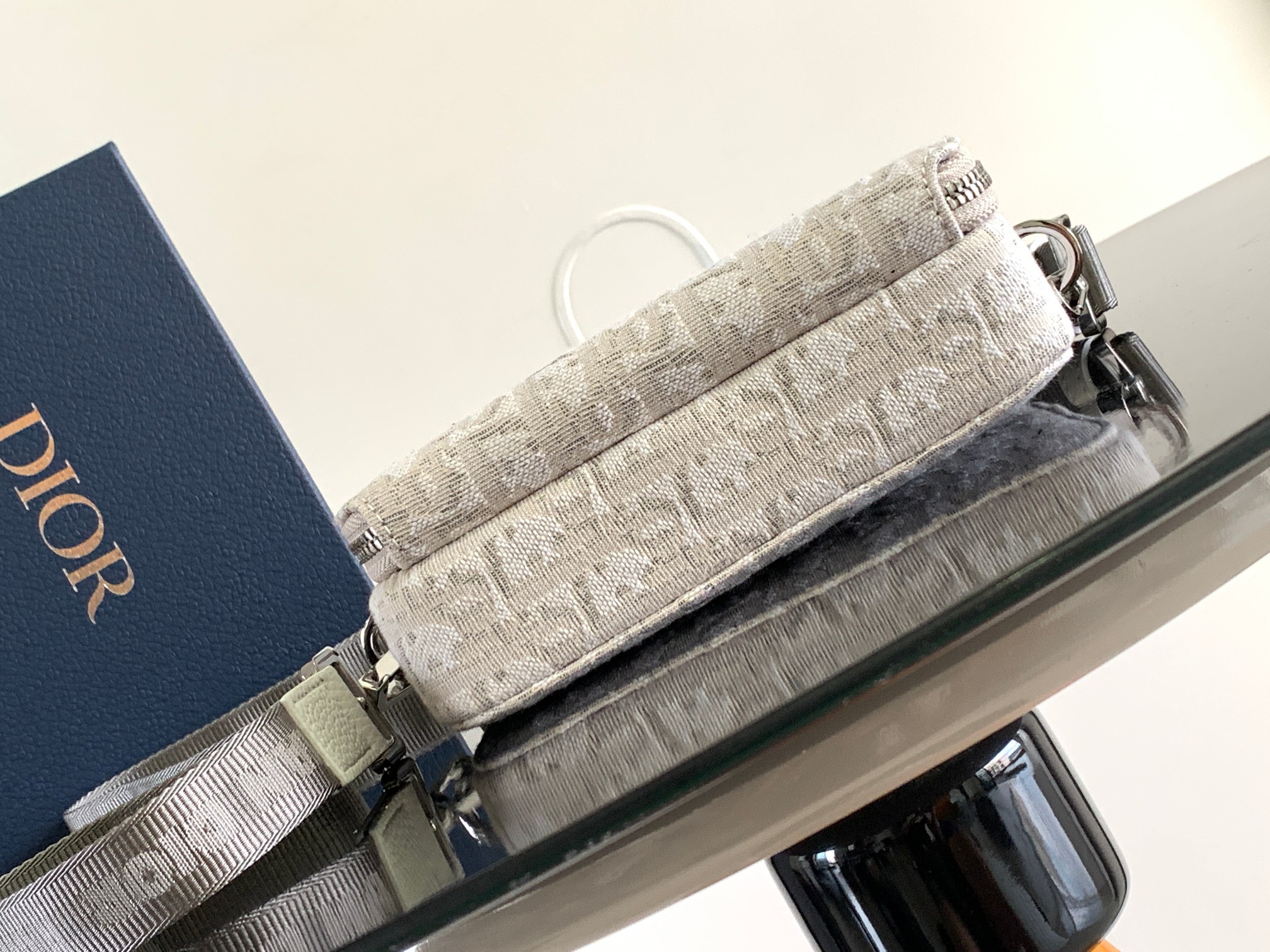 Diro Essentials Bag-17*12.5CM