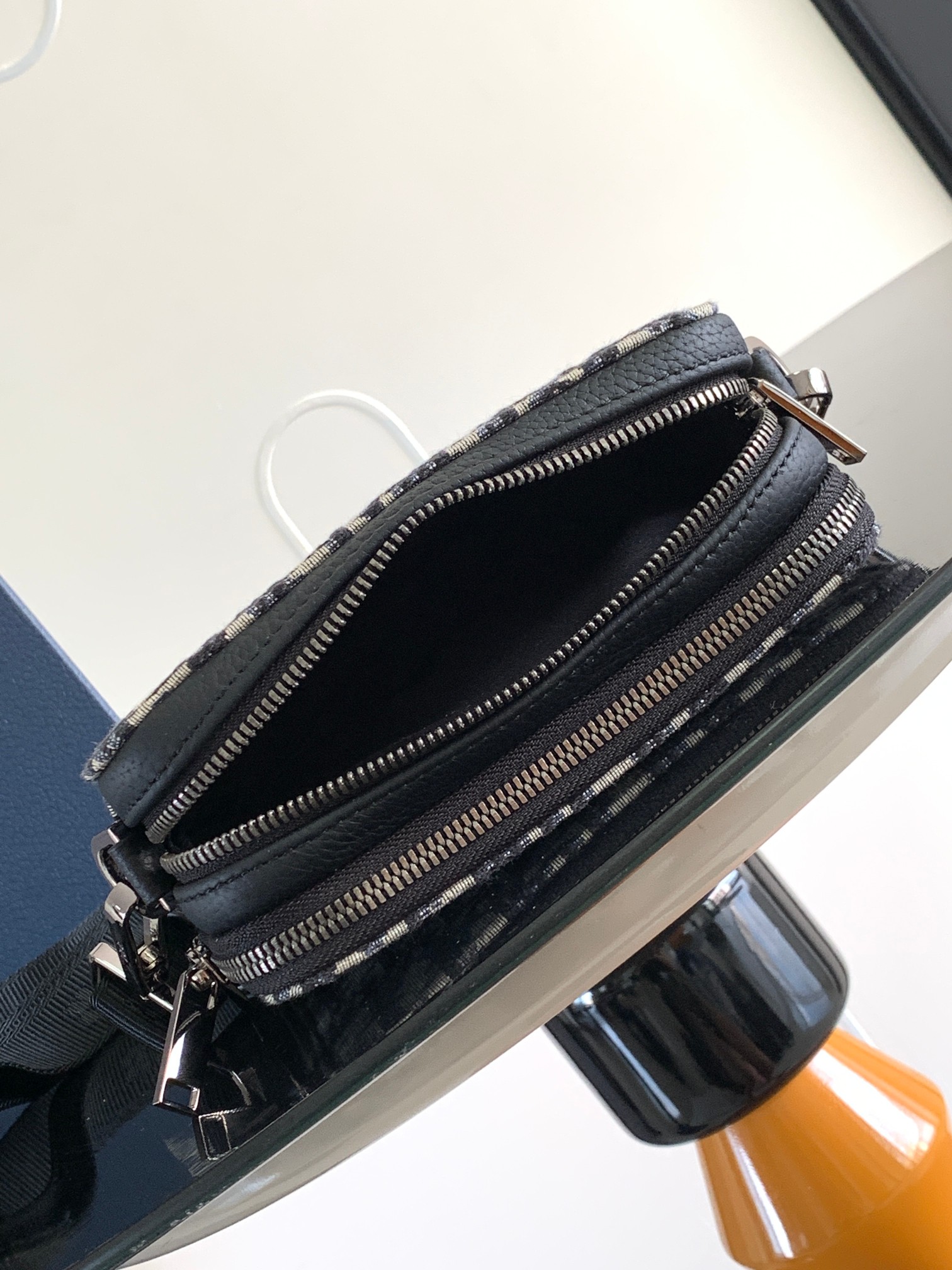 Diro Essentials Bag-17*12.5CM