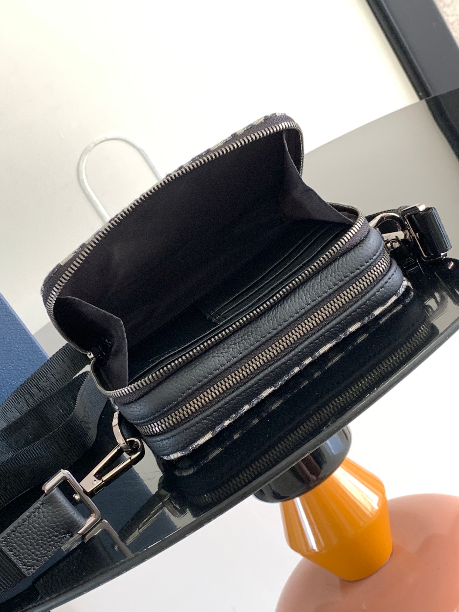 Diro Essentials Bag-17*12.5CM