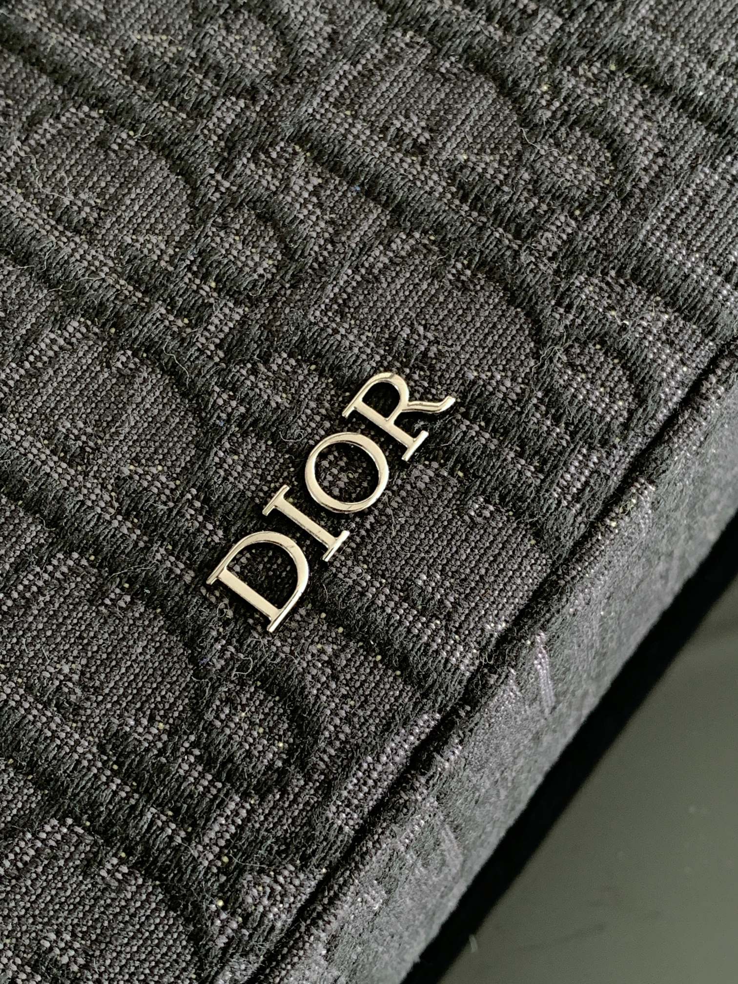 Diro Safari Messenger Bag-22 x 15 x 6CM