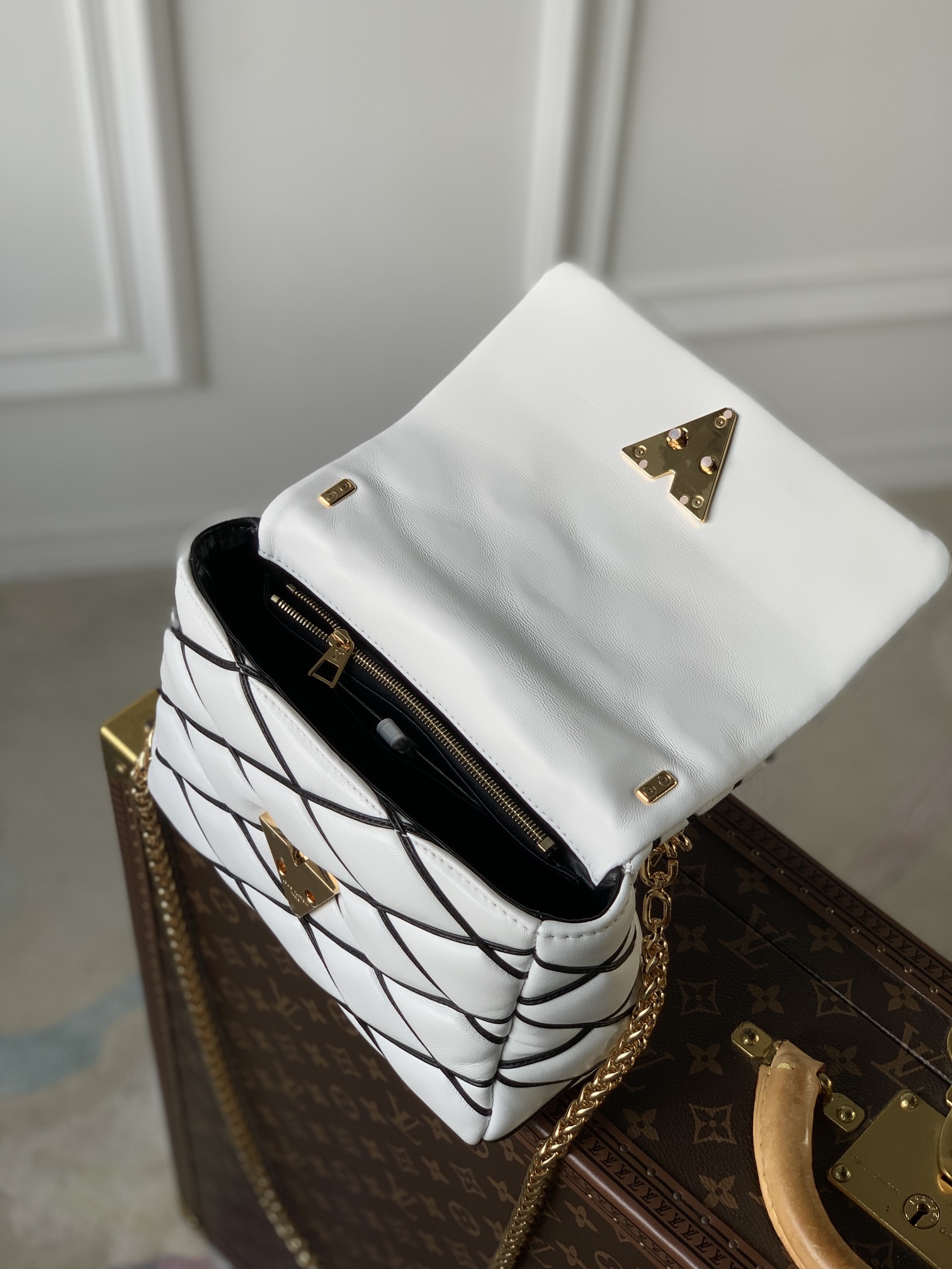 Louis Vuitton GO-14 Bag-M22891-23.0 x 16.0 x 10CM