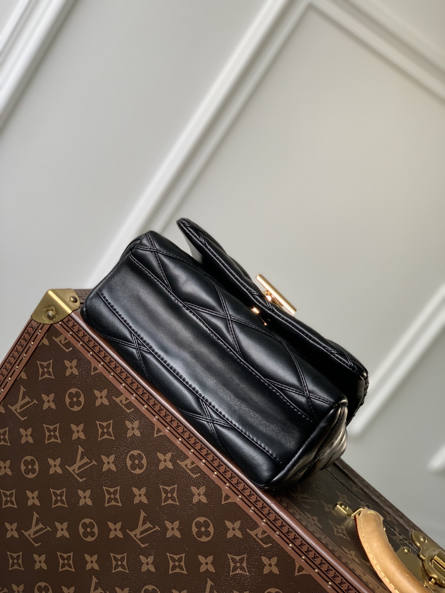 Louis Vuitton GO-14 Bag-M22891-23.0 x 16.0 x 10CM