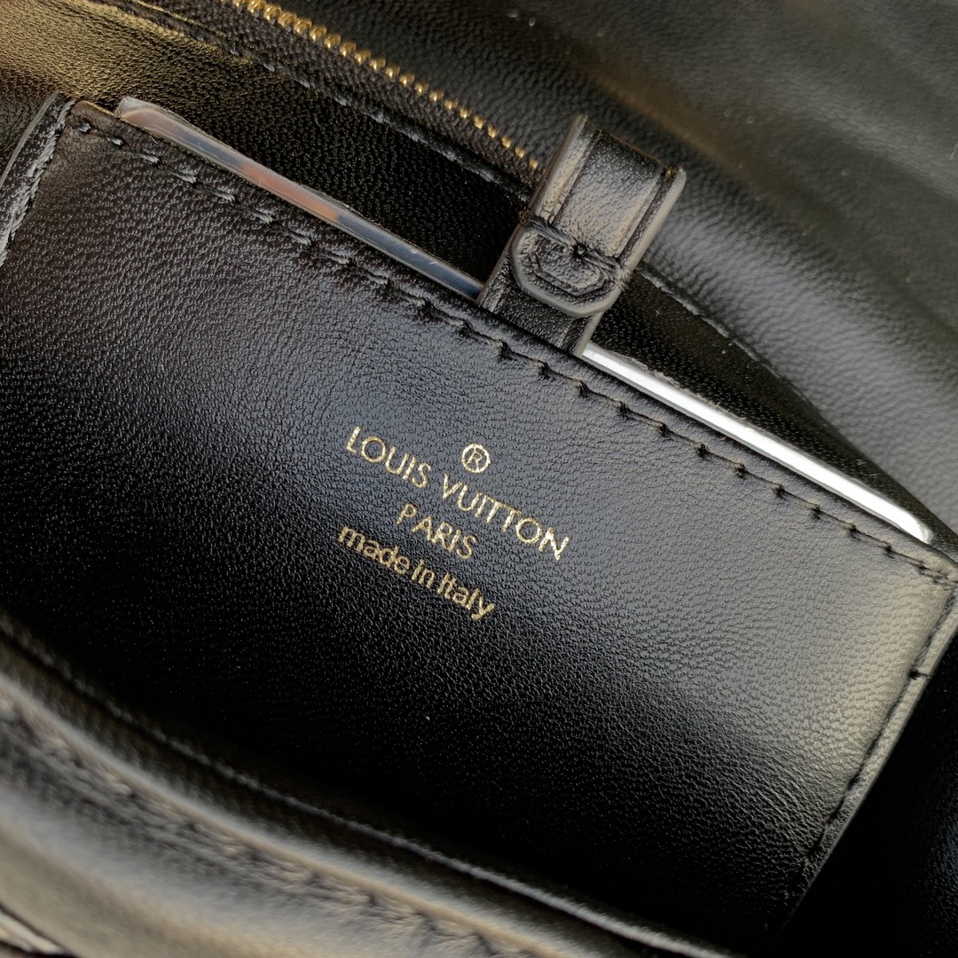 Louis Vuitton GO-14 Bag-M22891-23.0 x 16.0 x 10CM