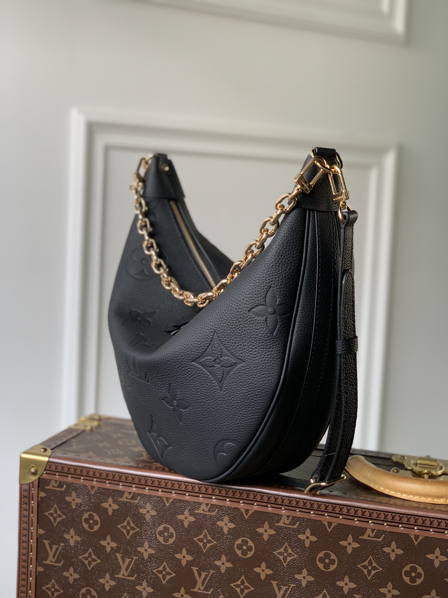 Louis Vuitton Loop Hobo Handbags-M46725-38*26*10CM Louis Vuitton Loop Hobo Handbags-M46725-38*26*10CM