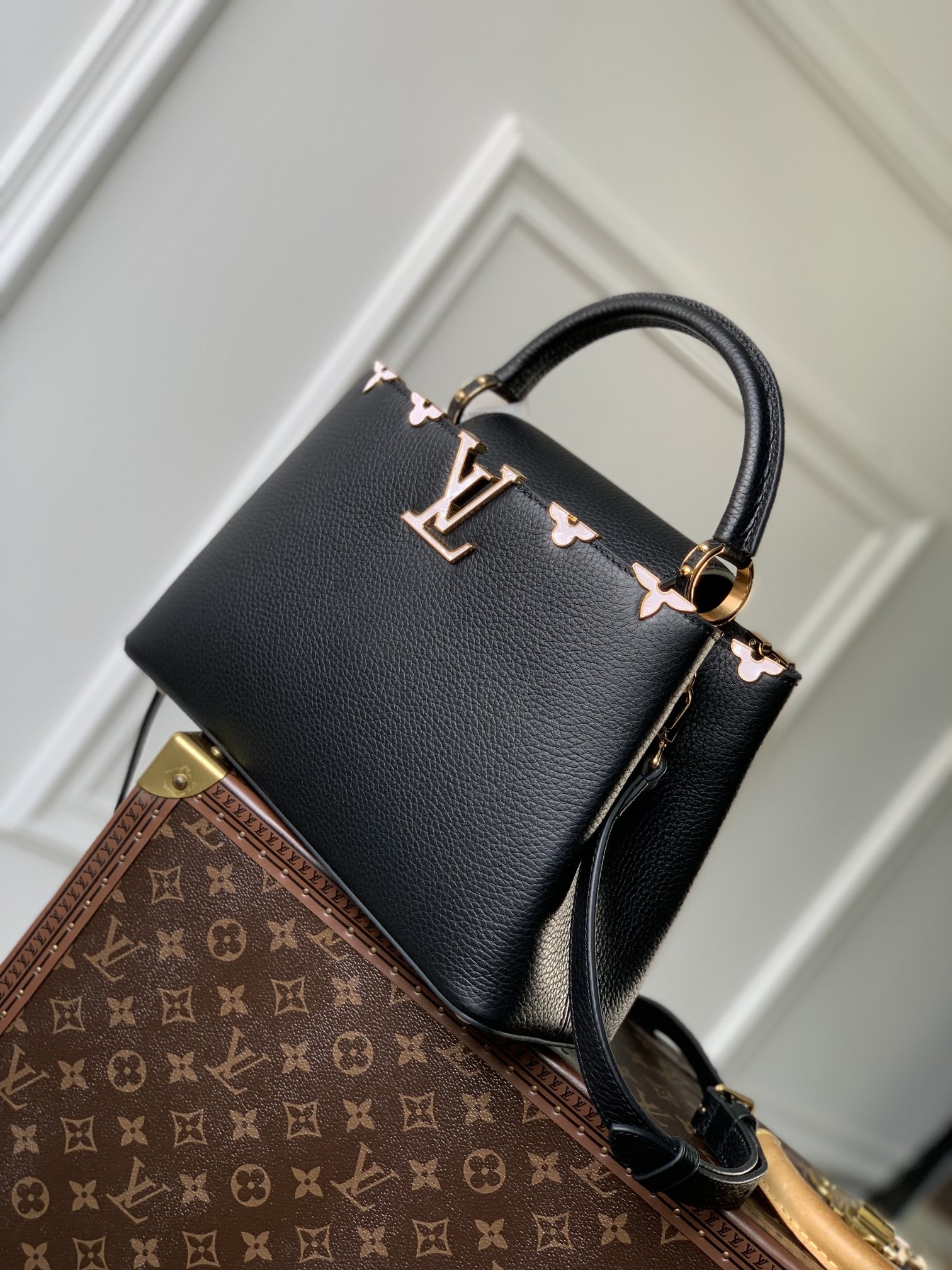 Louis Vuitton Capucines Bag-31.5*20*11CM