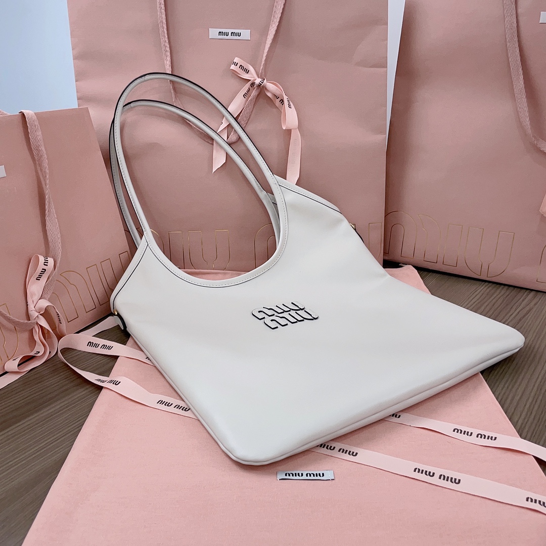 MiuMiu Tote-35*40CM
