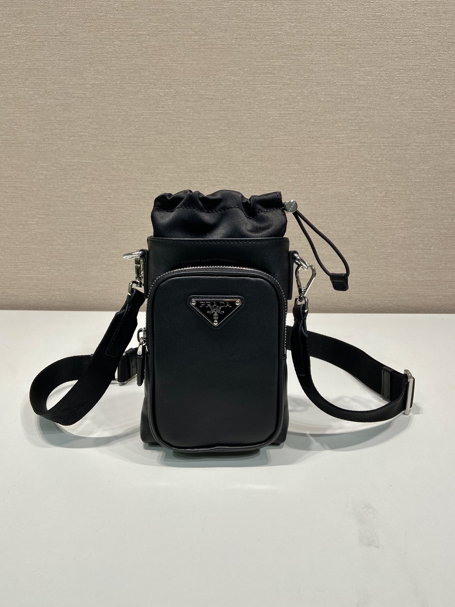 Prada Mobile Phone Bag -13*18M Prada Mobile Phone Bag -13*18M