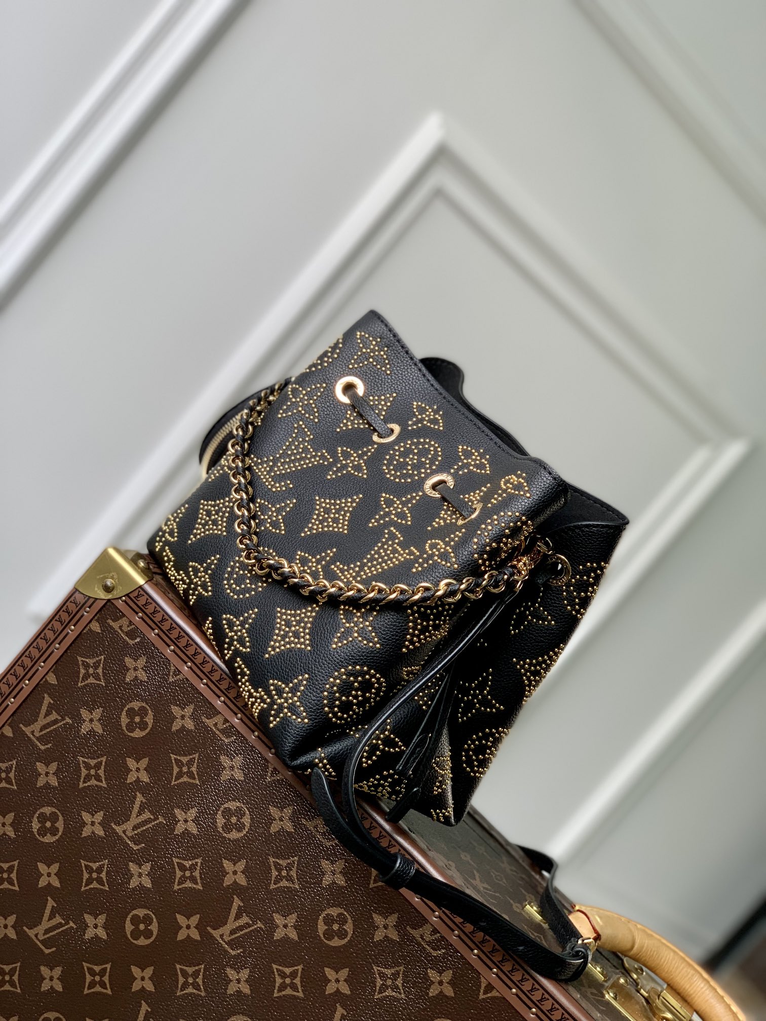Louis Vuitton Bella Tote Bag-19 x 22 x 14CM