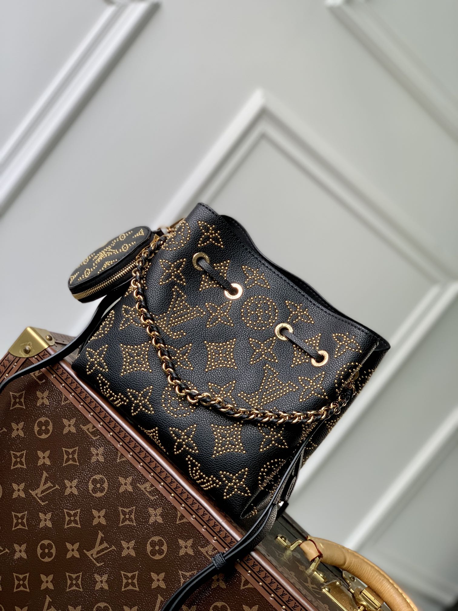 Louis Vuitton Bella Tote Bag-19 x 22 x 14CM