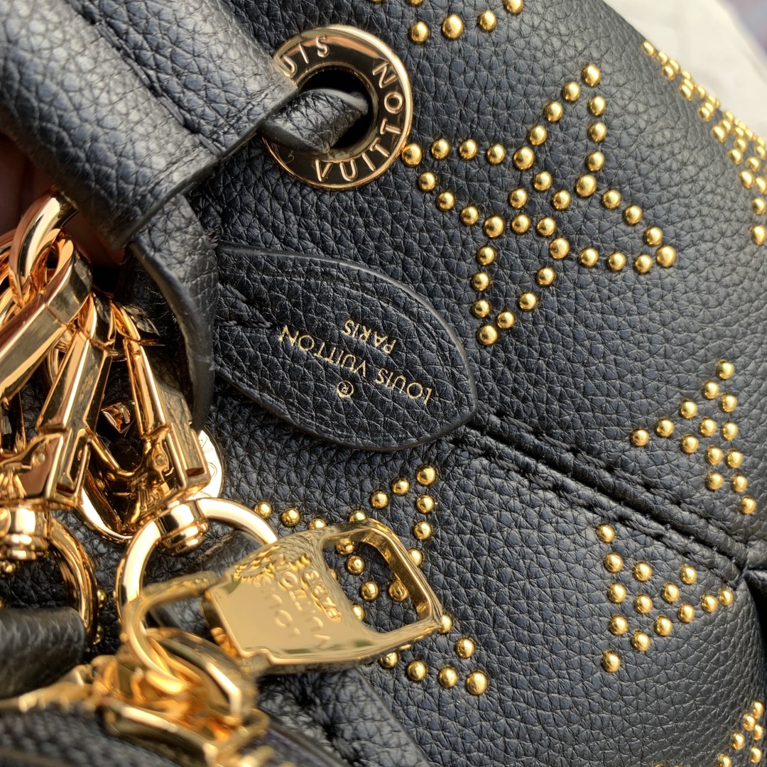 Louis Vuitton Bella Tote Bag-19 x 22 x 14CM