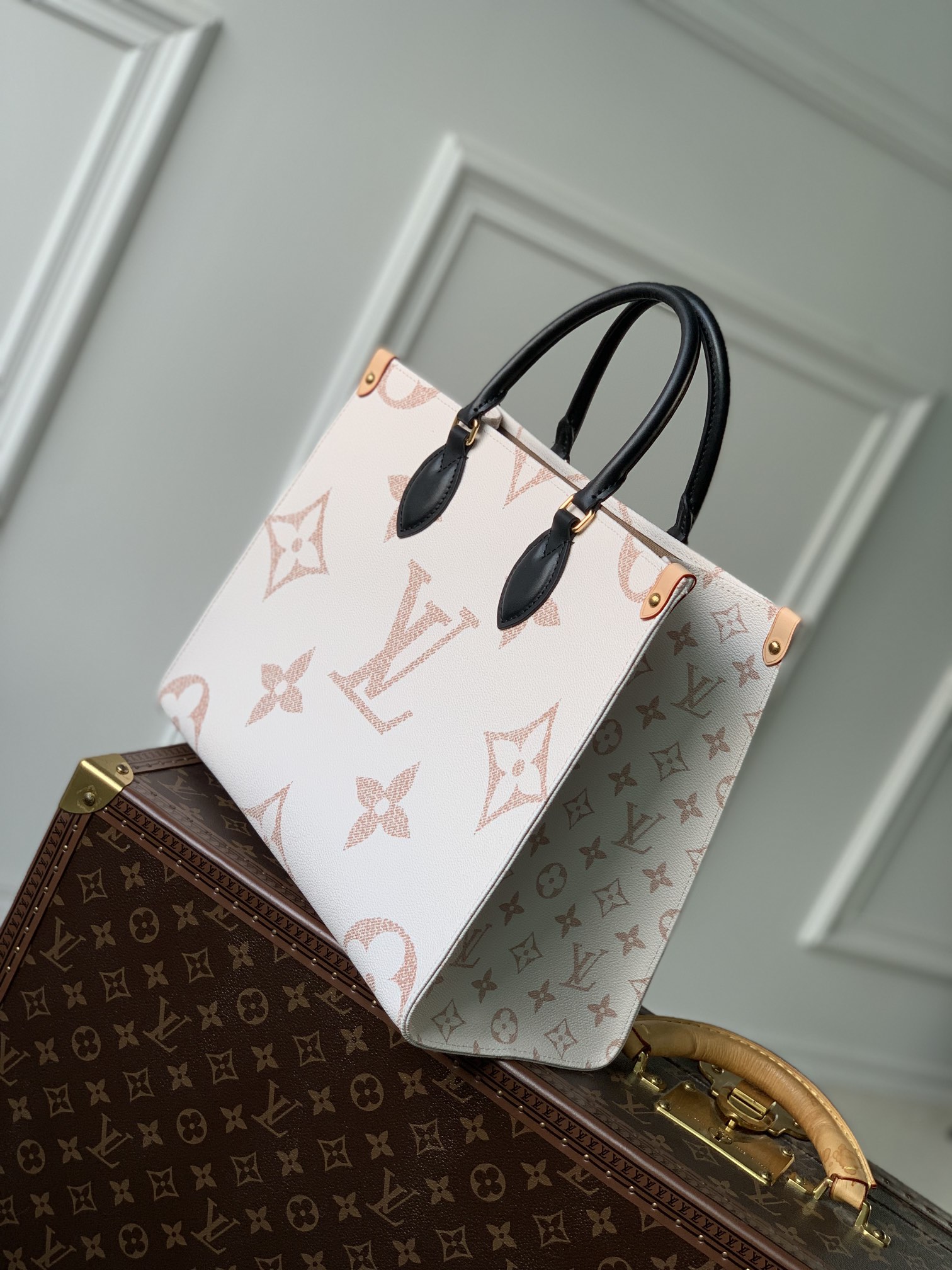 Louis Vuitton Small Onthego Handbag-35*28*15CM