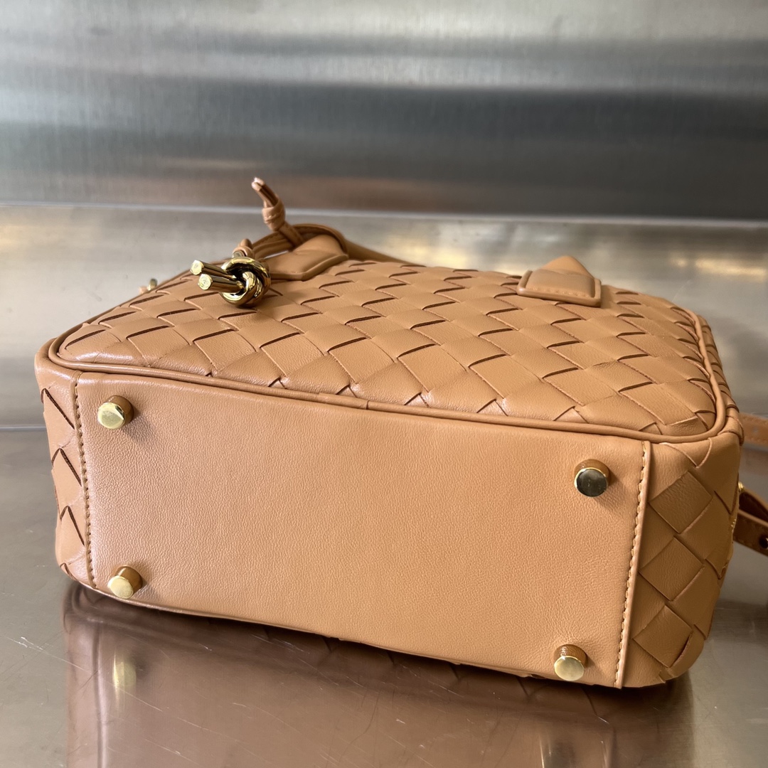 Bottega Veneta Getaway Bag-23.5×17.5x9CM