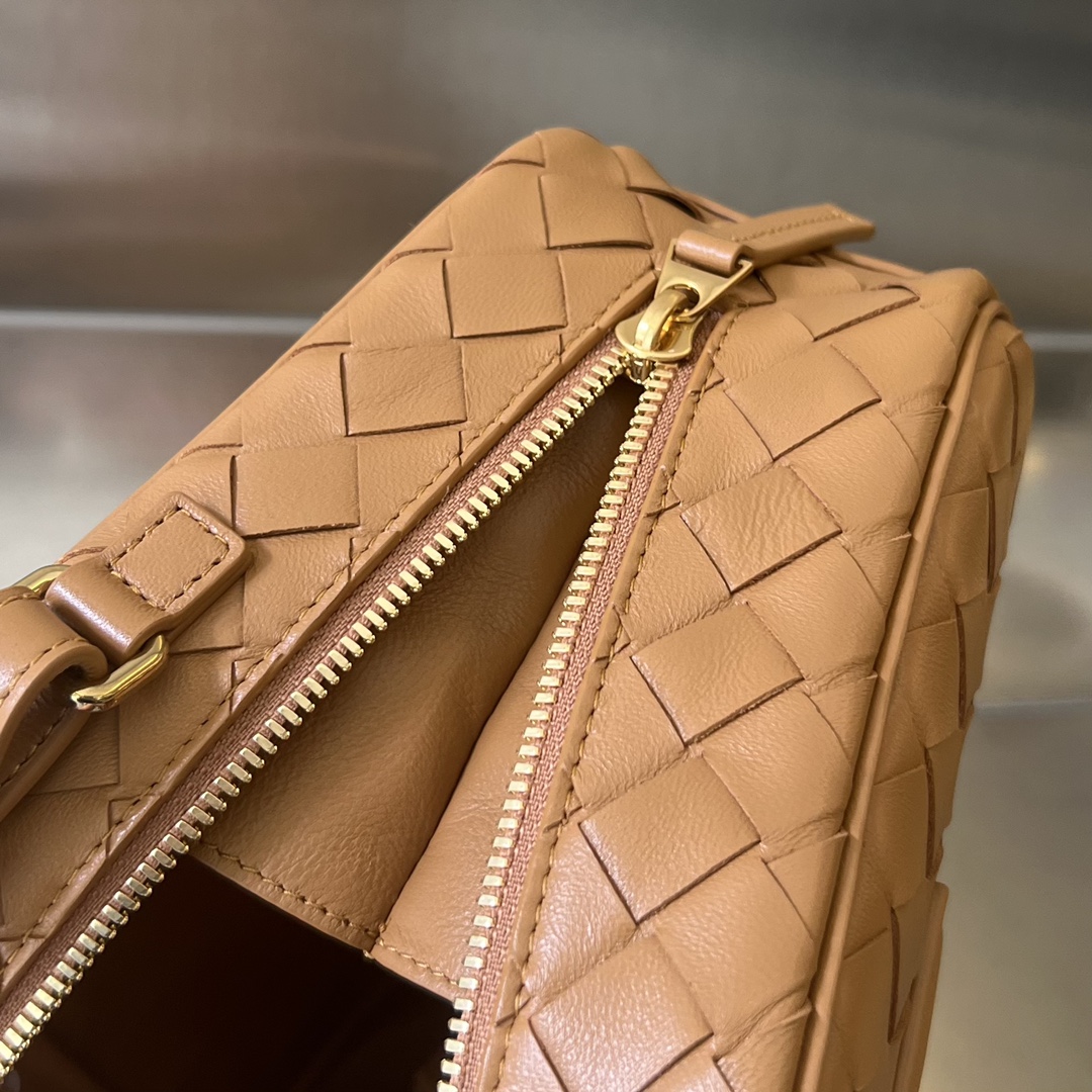 Bottega Veneta Getaway Bag-23.5×17.5x9CM