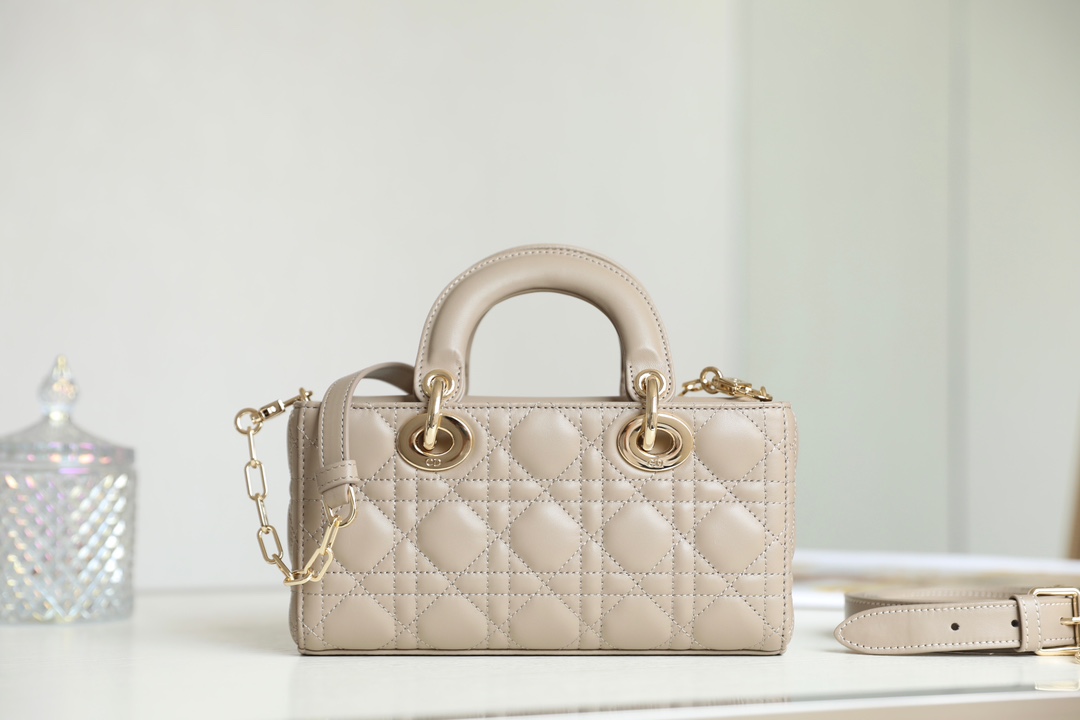 Diro D-Joy Bag(Beige Color)-22.5*6*11.5CM