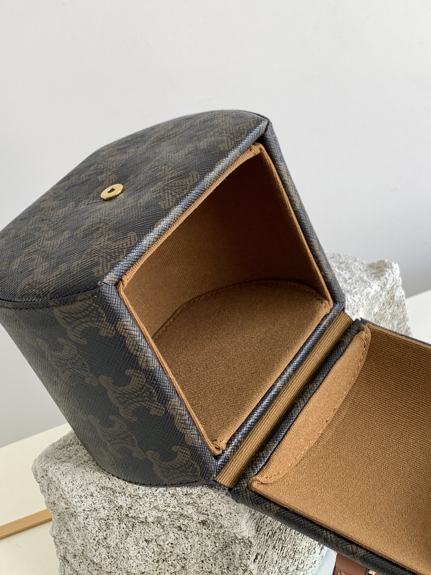 Celin* Round Box Triomphe Bag-12x12x9CM