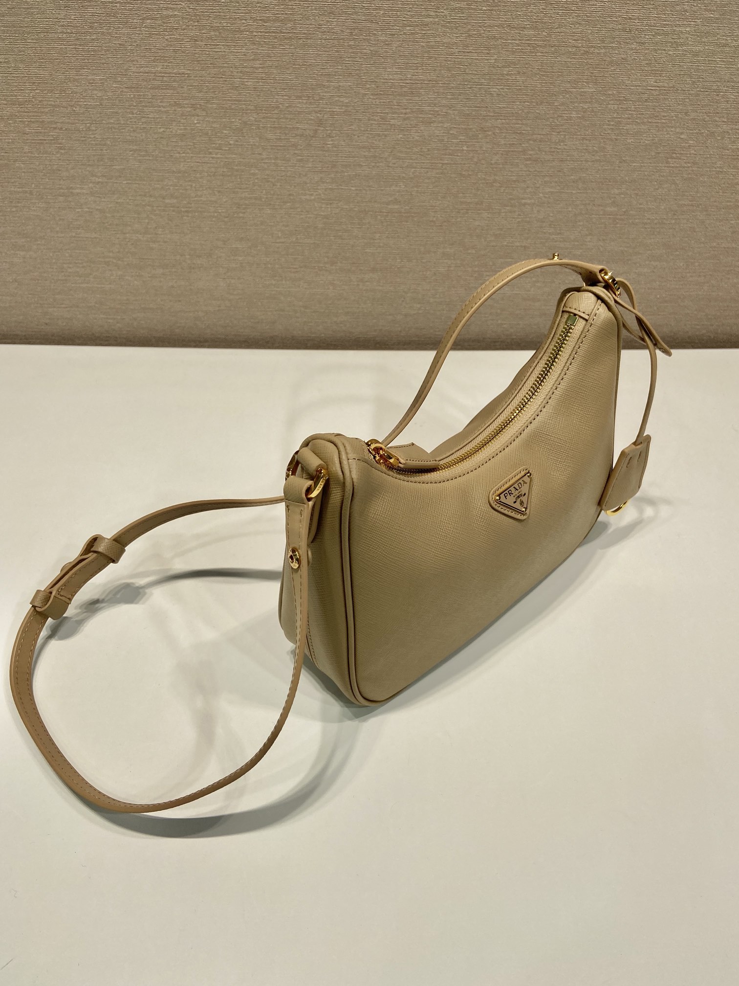 Prada Nylon 1BC204B Hobo Bag-23*17*6.5CM