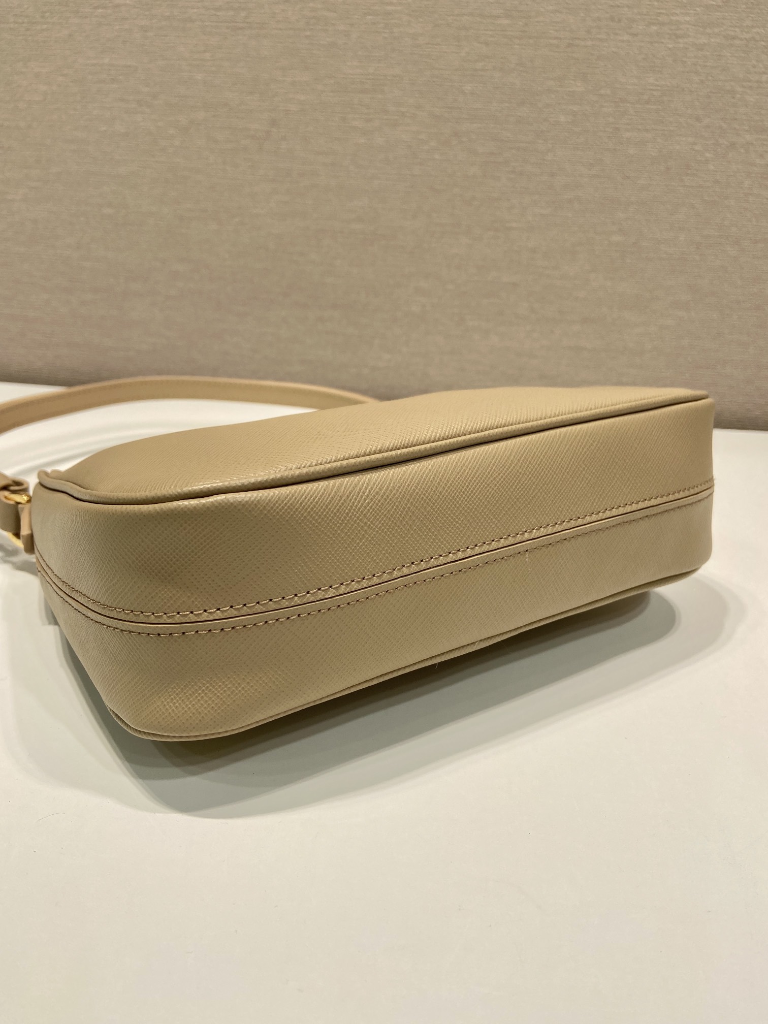 Prada Nylon 1BC204B Hobo Bag-23*17*6.5CM