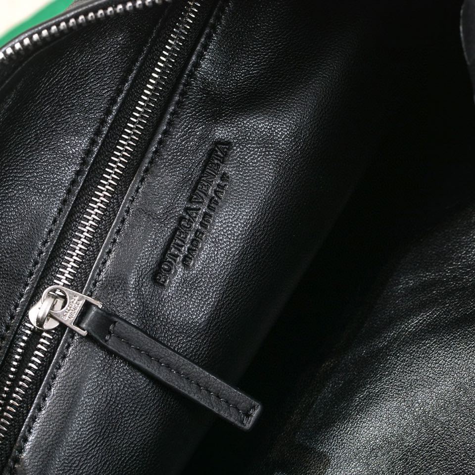 Bottega Veneta Jodie Hobo-36x21x13CM