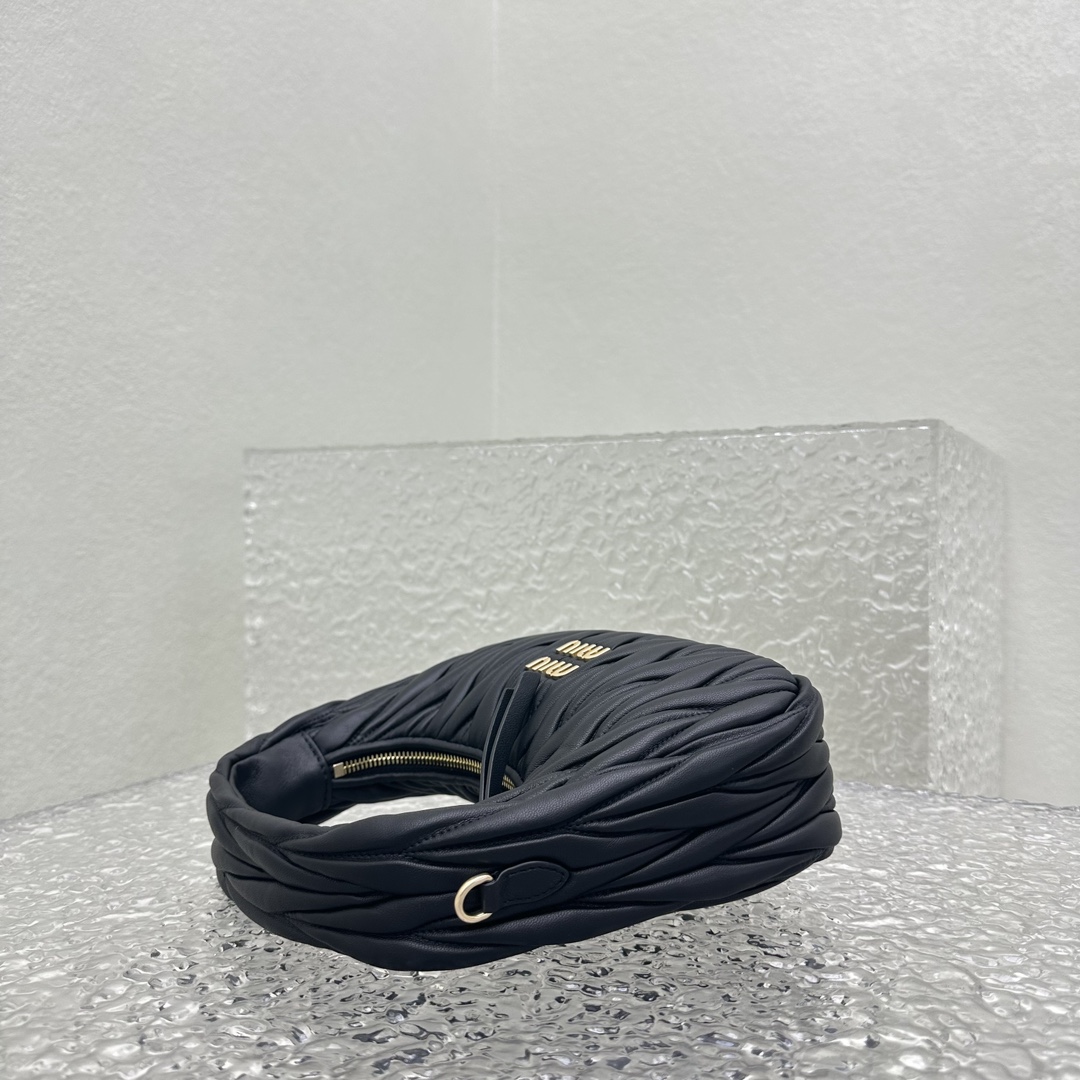 MiuMiu Wander Hobo Bag-20*6*17CM