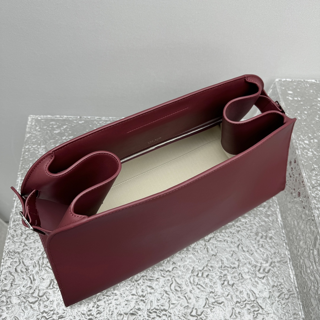 The Row Margaux EQ Clutch-43*20*24CM