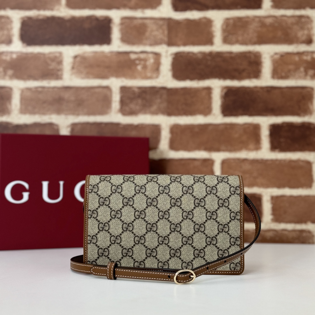 Gucci GG Emblem Bag-20*12.5*5CM